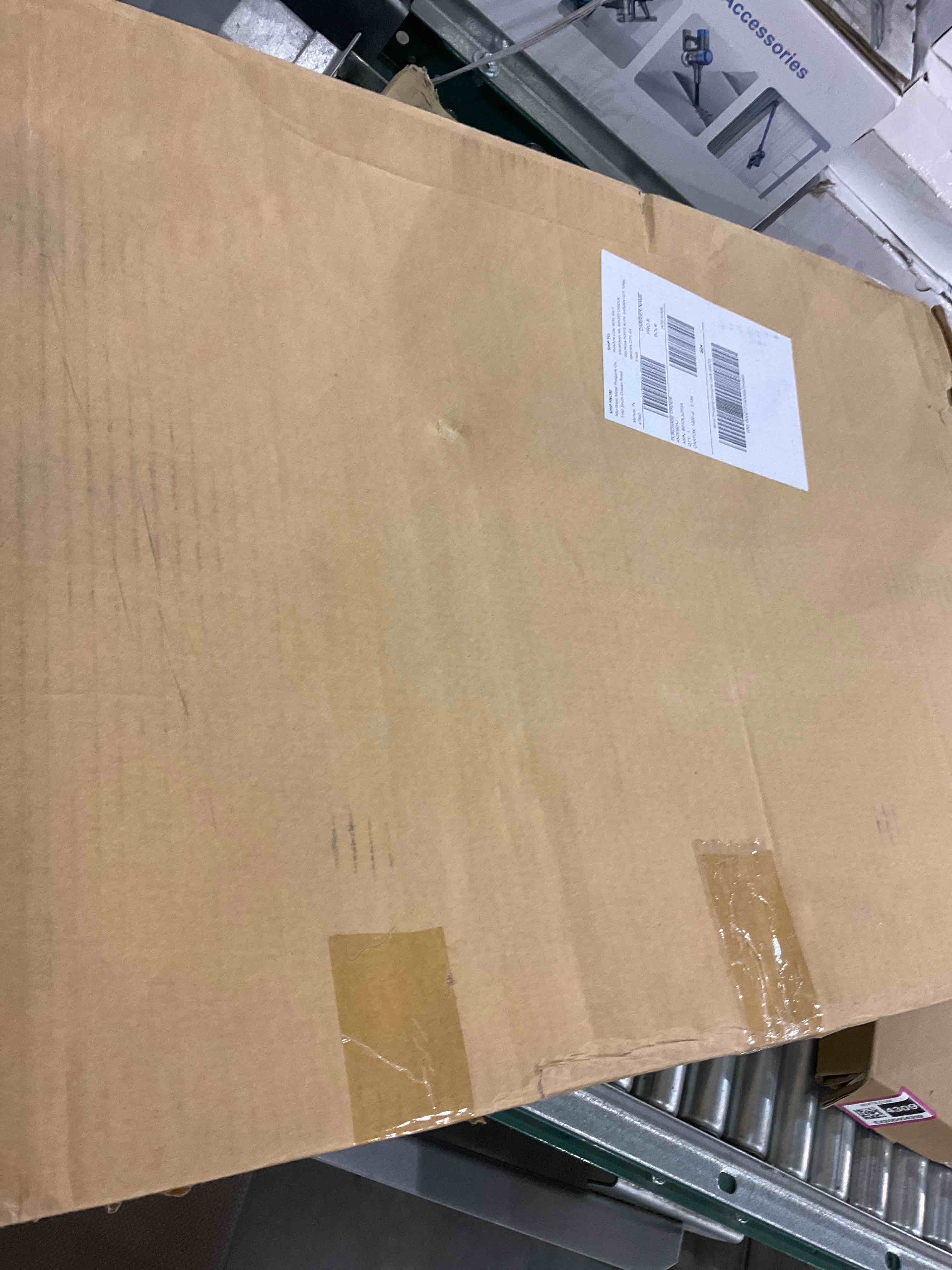 https://s3.amazonaws.com/lotting-images-prod/bidfta/EXS00404316_1694604342559.jpeg