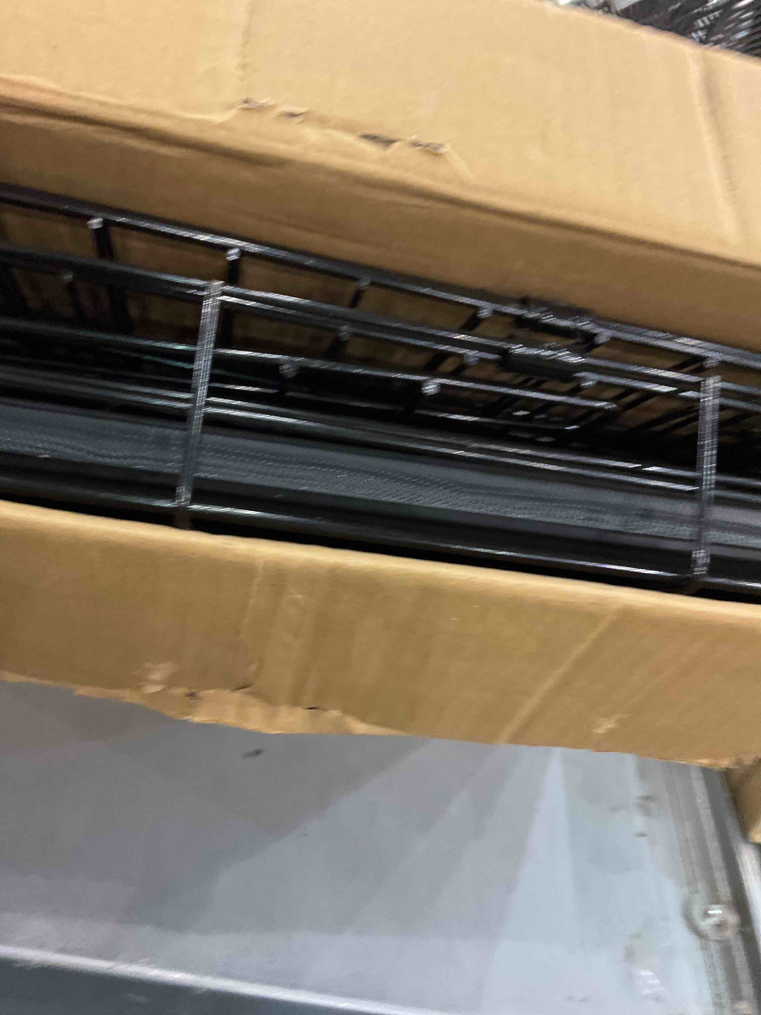 https://s3.amazonaws.com/lotting-images-prod/bidfta/EXS00404316_1694604372786.jpeg