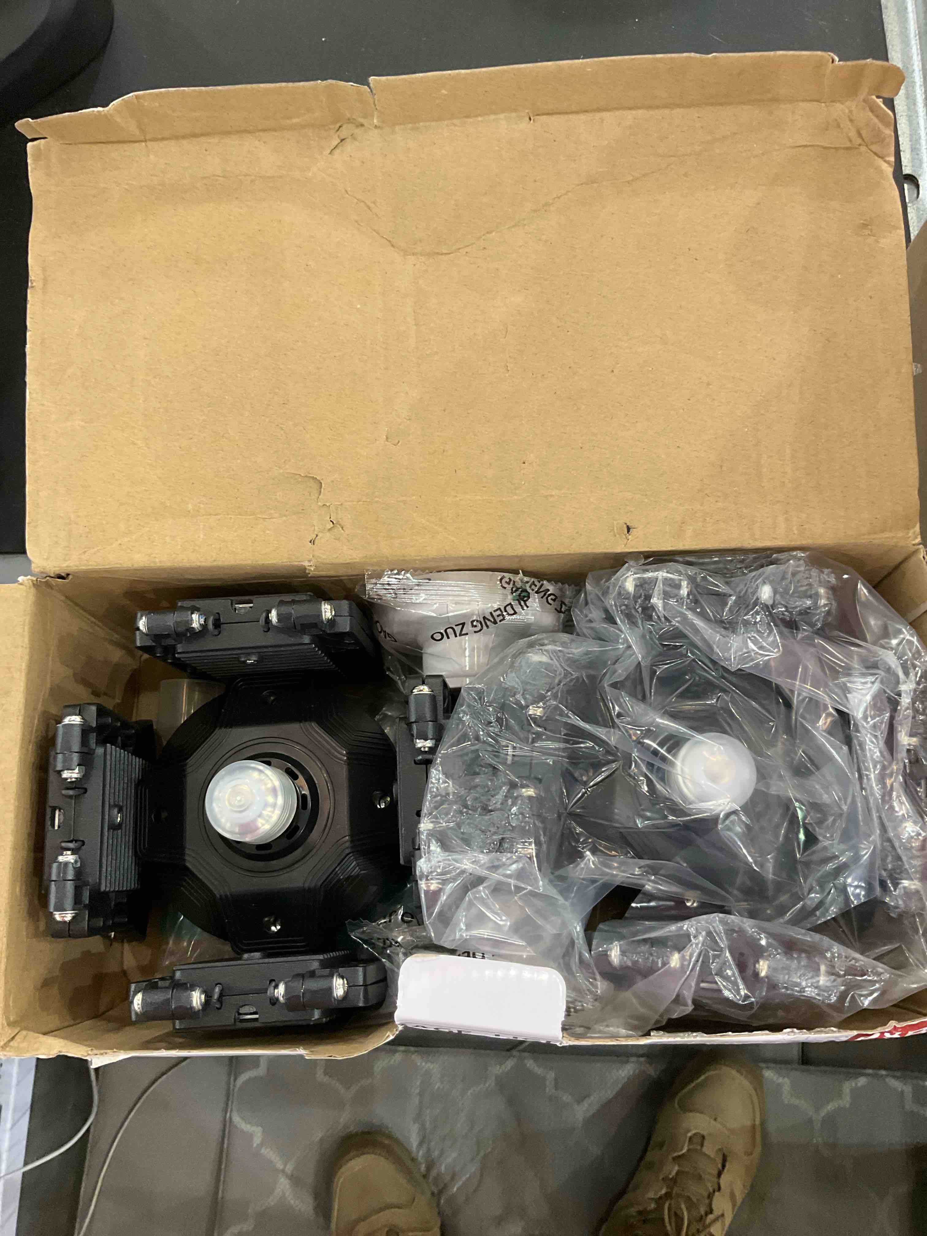 https://s3.amazonaws.com/lotting-images-prod/bidfta/EXS00404699_1696524749769.jpeg