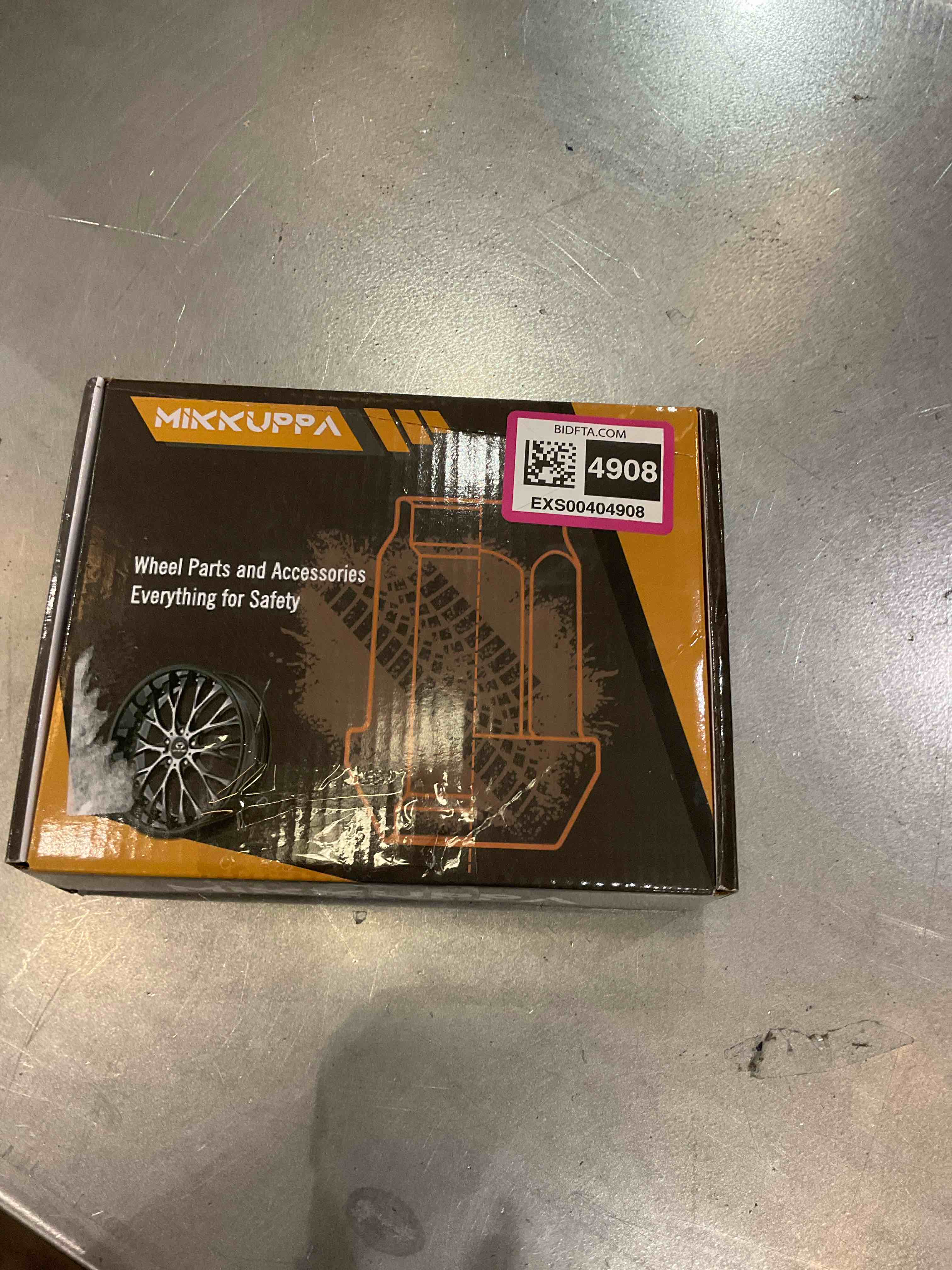 https://s3.amazonaws.com/lotting-images-prod/bidfta/EXS00404908_1698070352450.jpeg