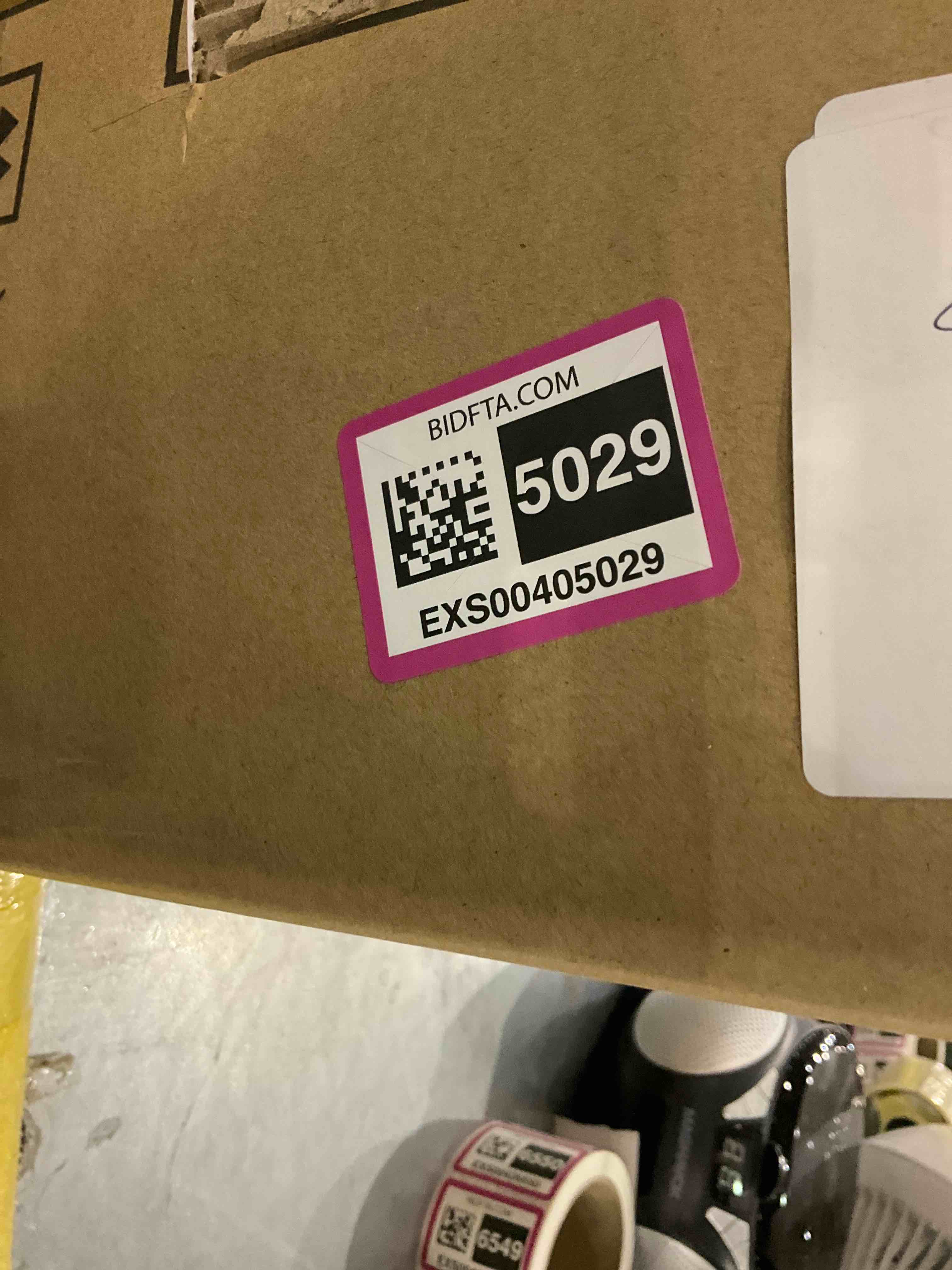 https://s3.amazonaws.com/lotting-images-prod/bidfta/EXS00405029_1692963053758.jpeg