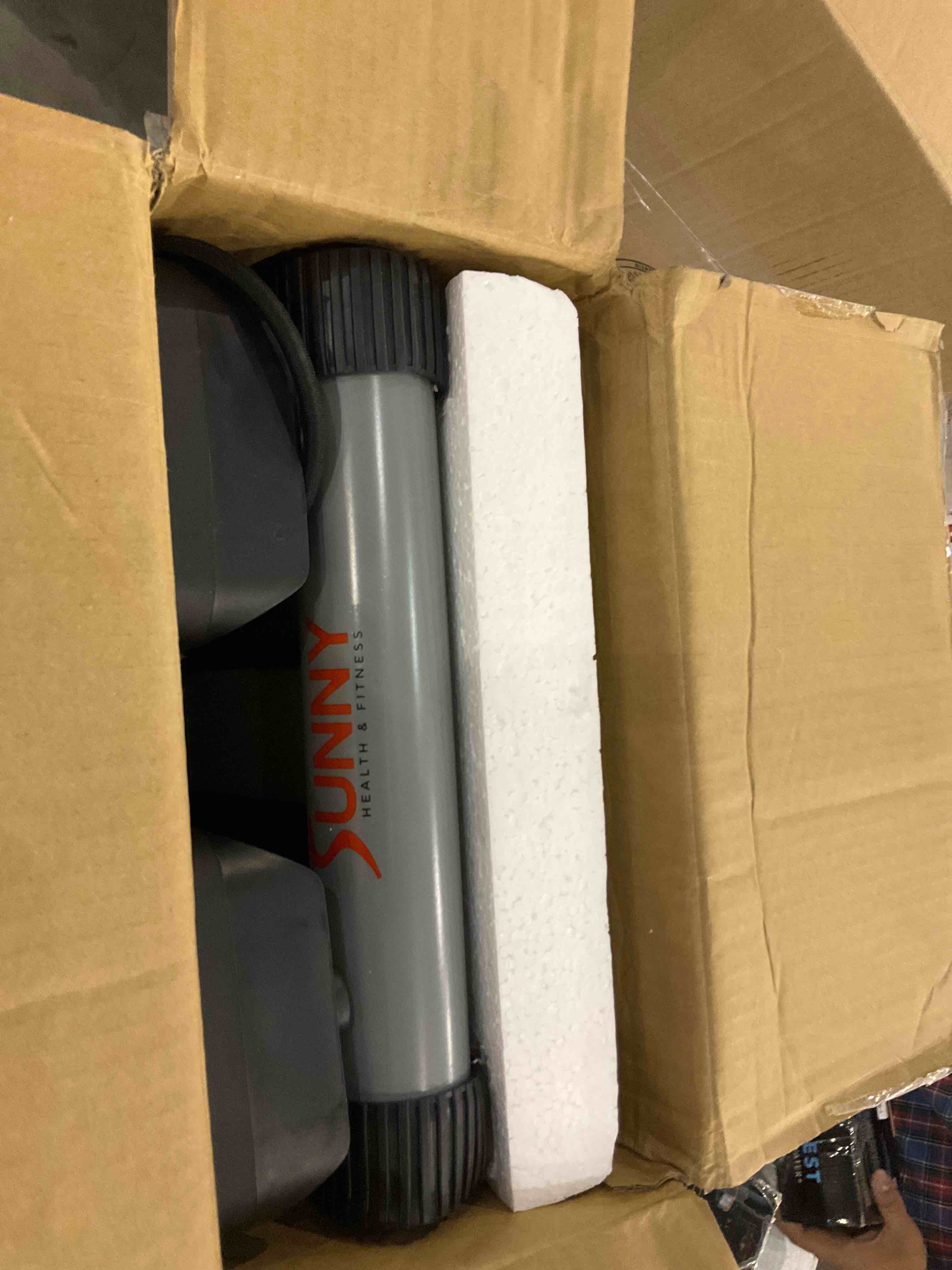 https://s3.amazonaws.com/lotting-images-prod/bidfta/EXS00405252_1693224355417.jpeg