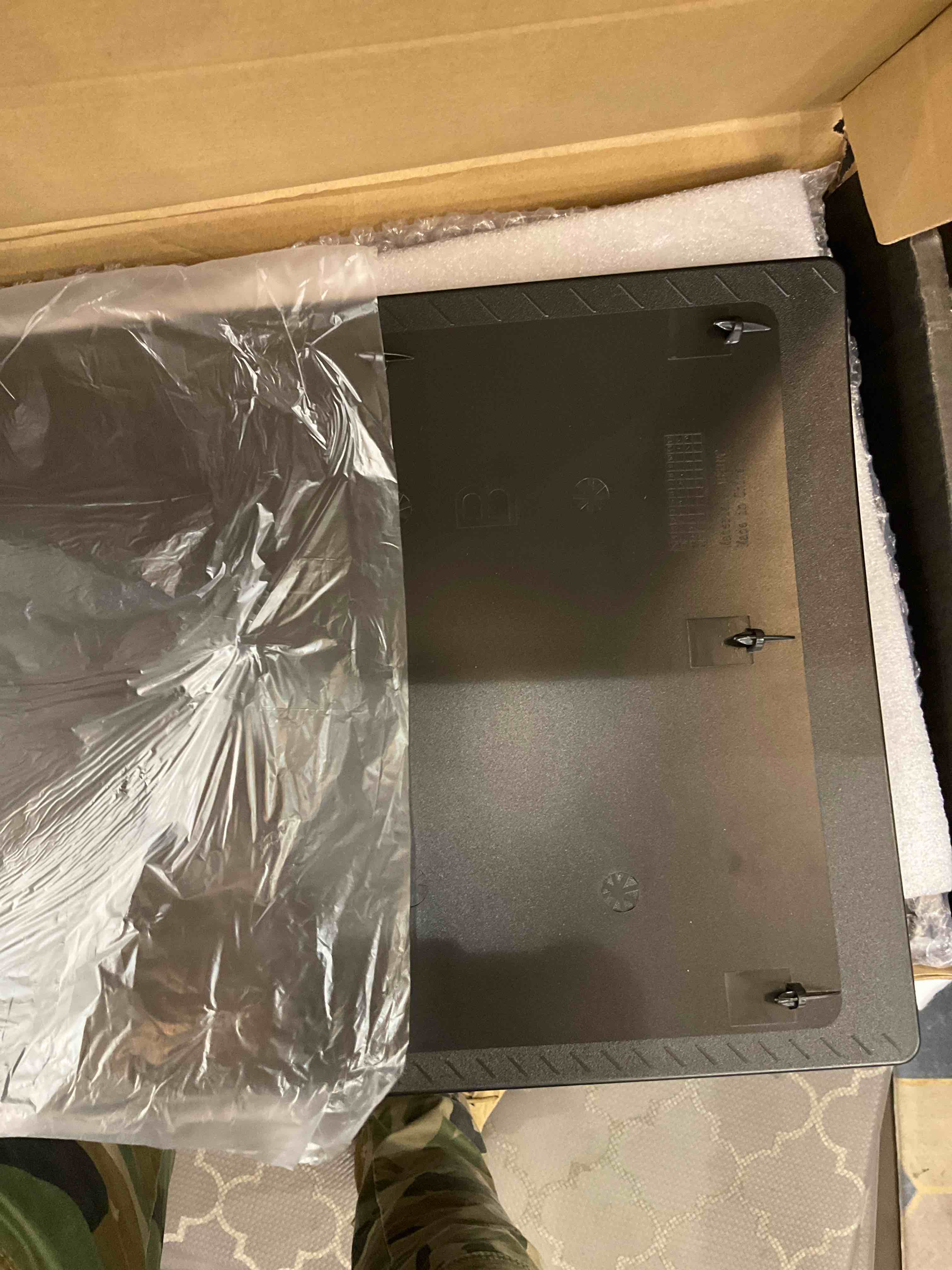 https://s3.amazonaws.com/lotting-images-prod/bidfta/EXS00405717_1693328216207.jpeg