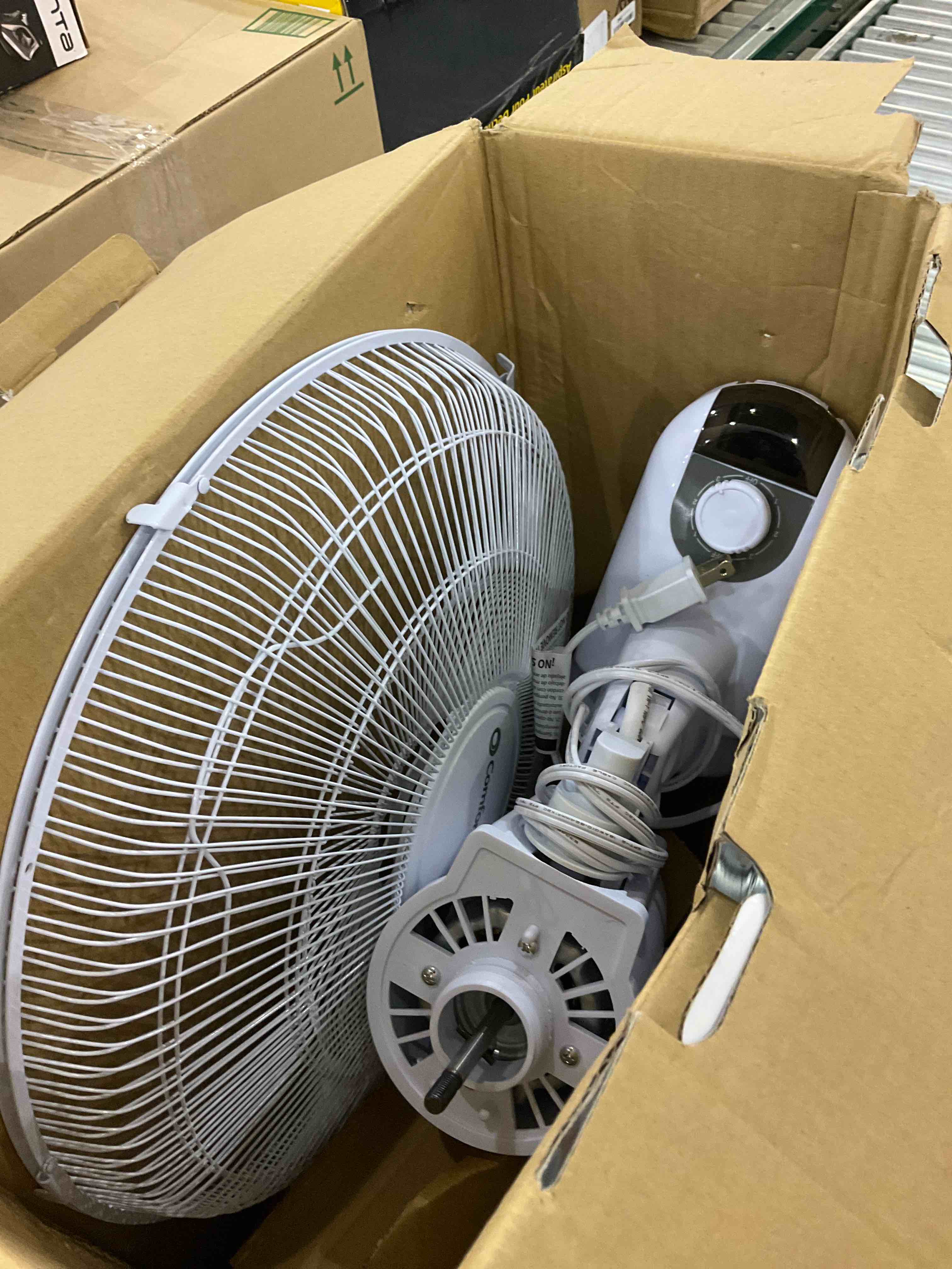 https://s3.amazonaws.com/lotting-images-prod/bidfta/EXS00406638_1693226988437.jpeg