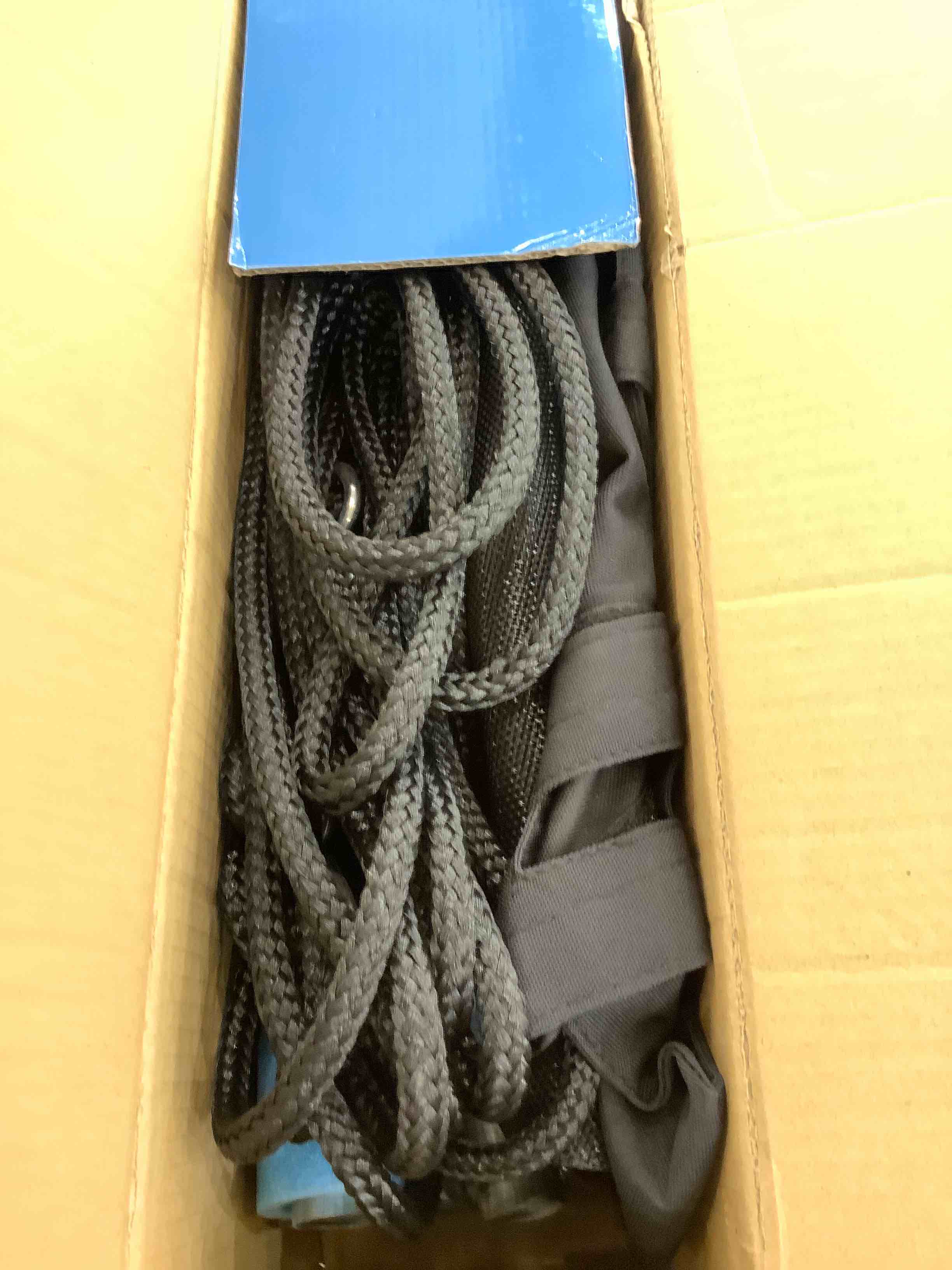 https://s3.amazonaws.com/lotting-images-prod/bidfta/EXS00407769_1692902814046.jpeg