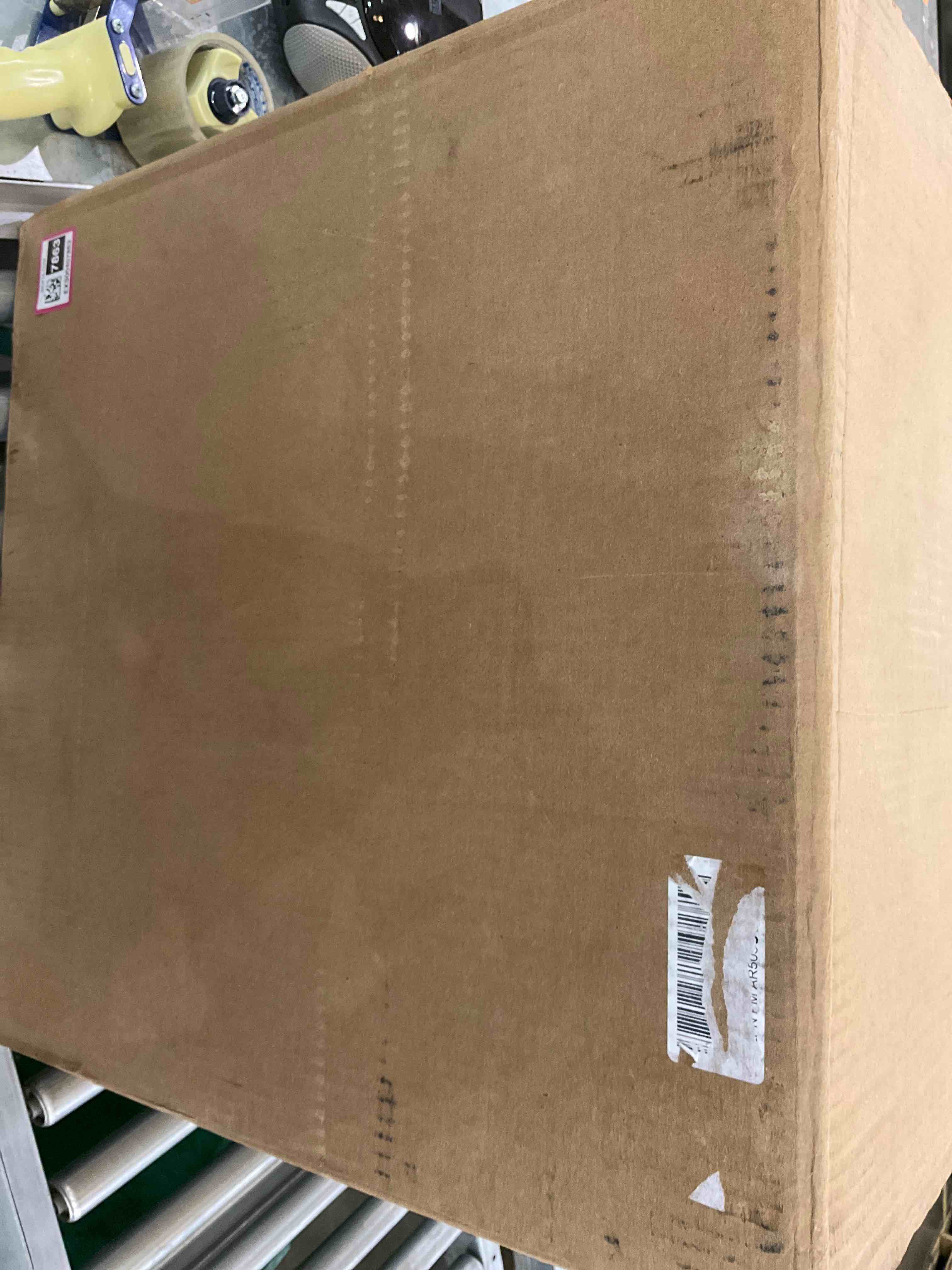 https://s3.amazonaws.com/lotting-images-prod/bidfta/EXS00407863_1693493360839.jpeg