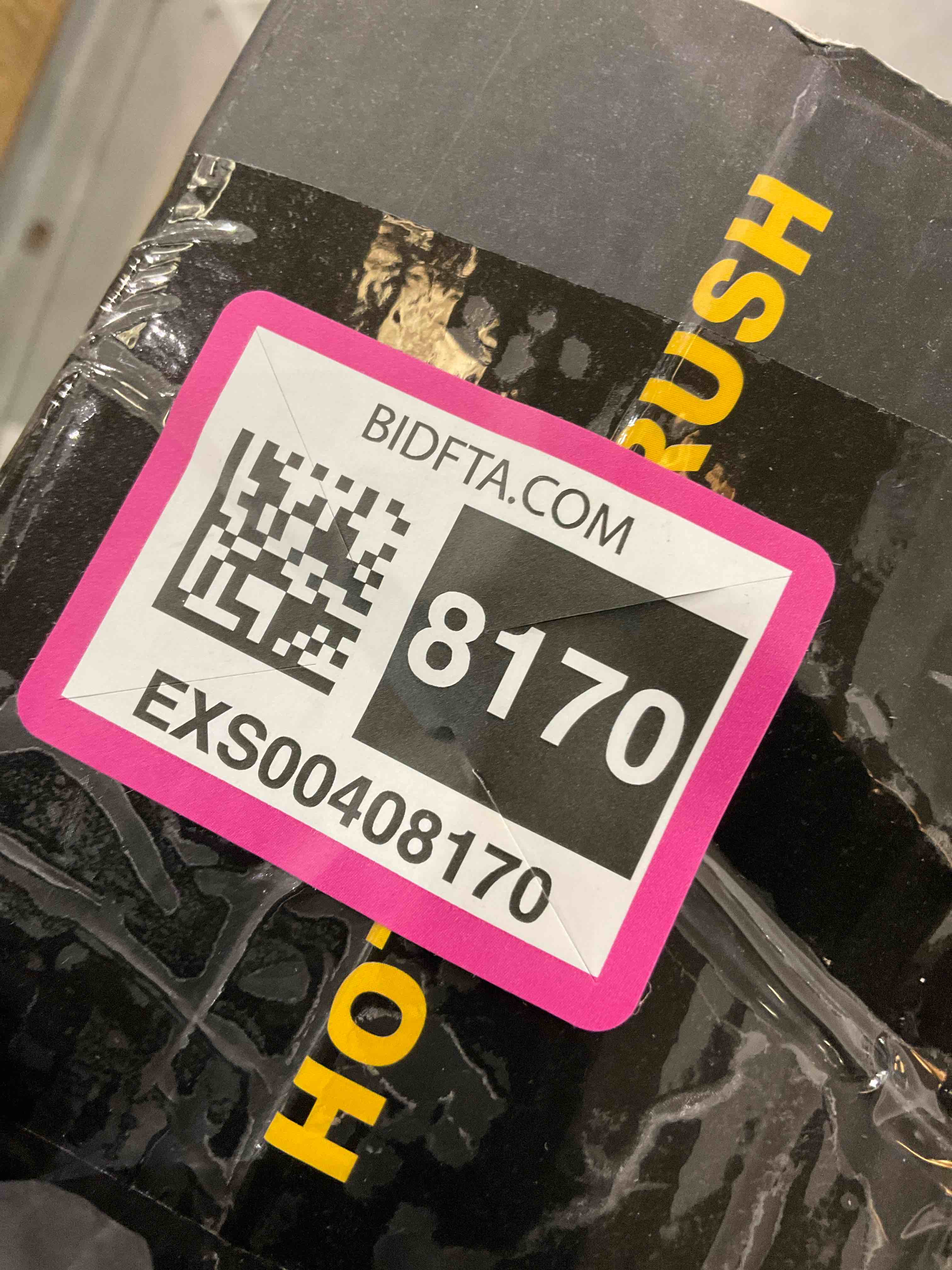 https://s3.amazonaws.com/lotting-images-prod/bidfta/EXS00408170_1695735488638.jpeg
