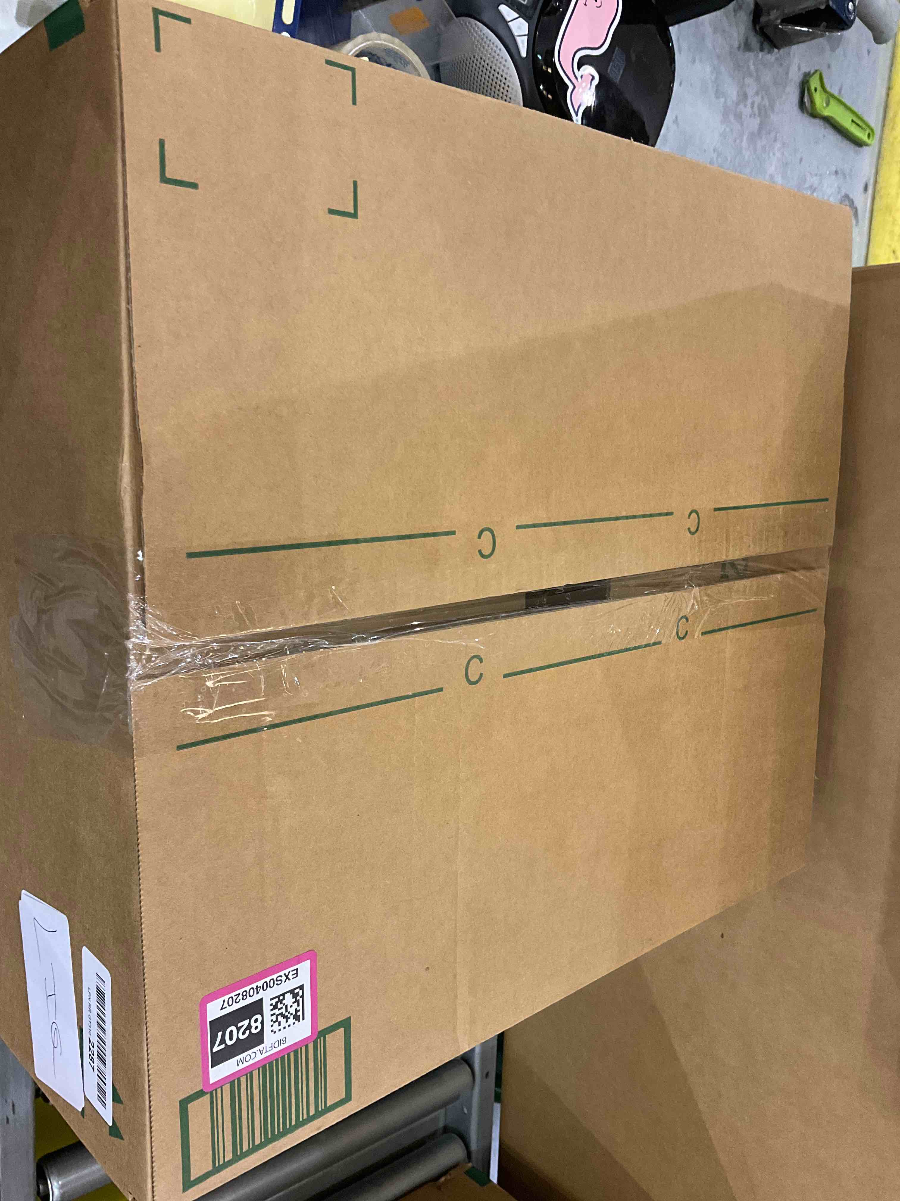 https://s3.amazonaws.com/lotting-images-prod/bidfta/EXS00408207_1694615997501.jpeg