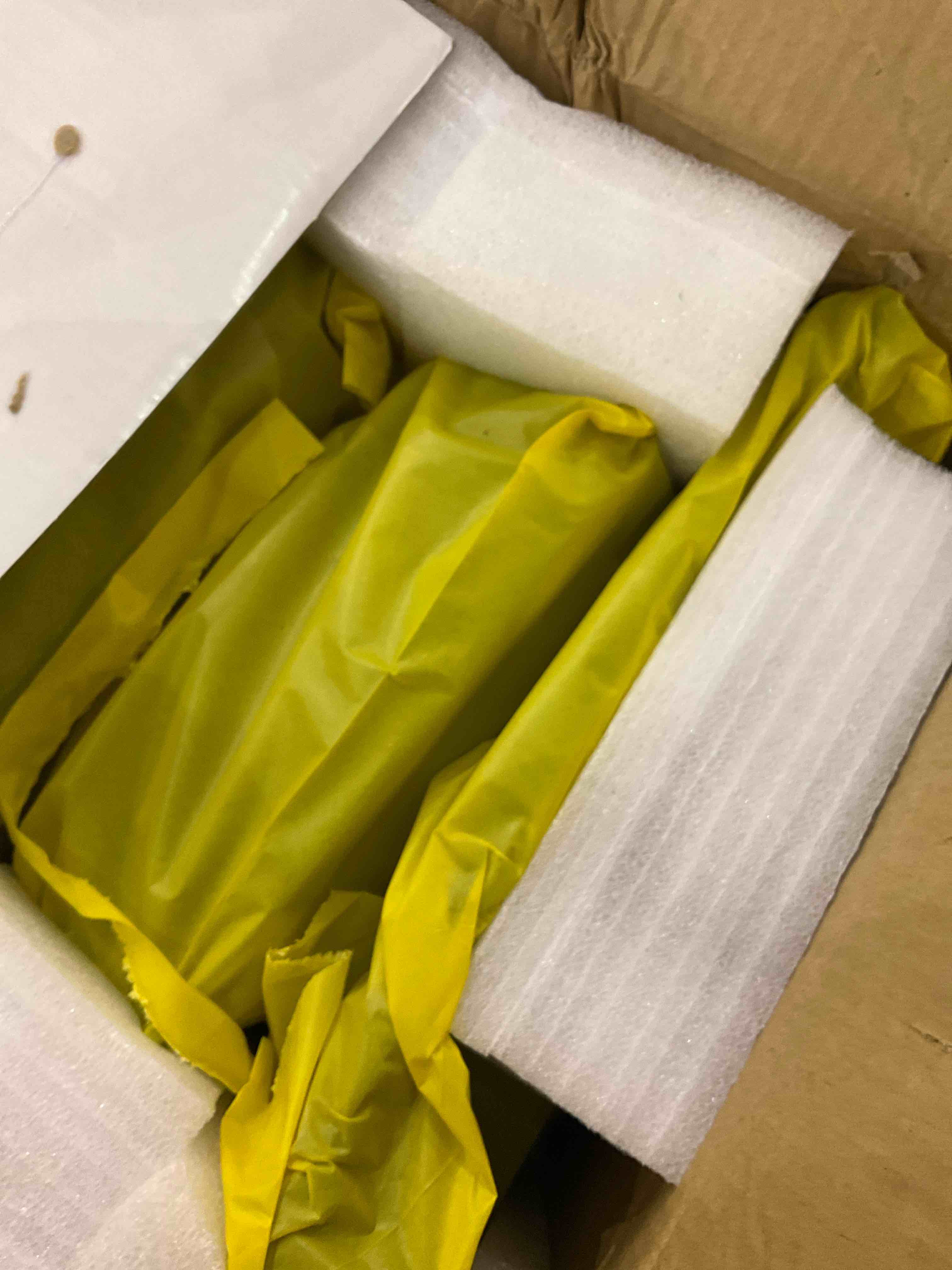 https://s3.amazonaws.com/lotting-images-prod/bidfta/EXS00408248_1695300710568.jpeg