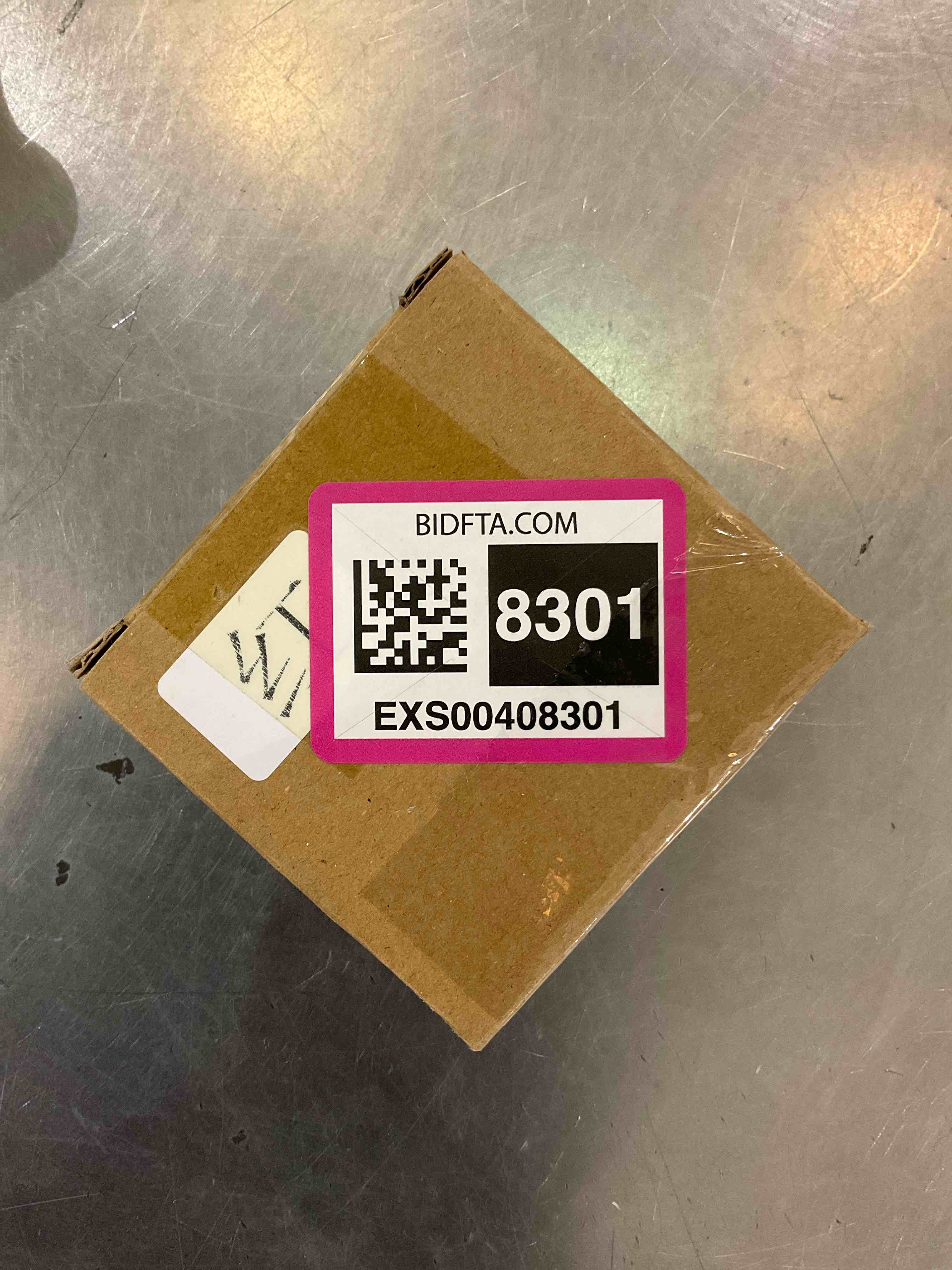 https://s3.amazonaws.com/lotting-images-prod/bidfta/EXS00408301_1695220898240.jpeg