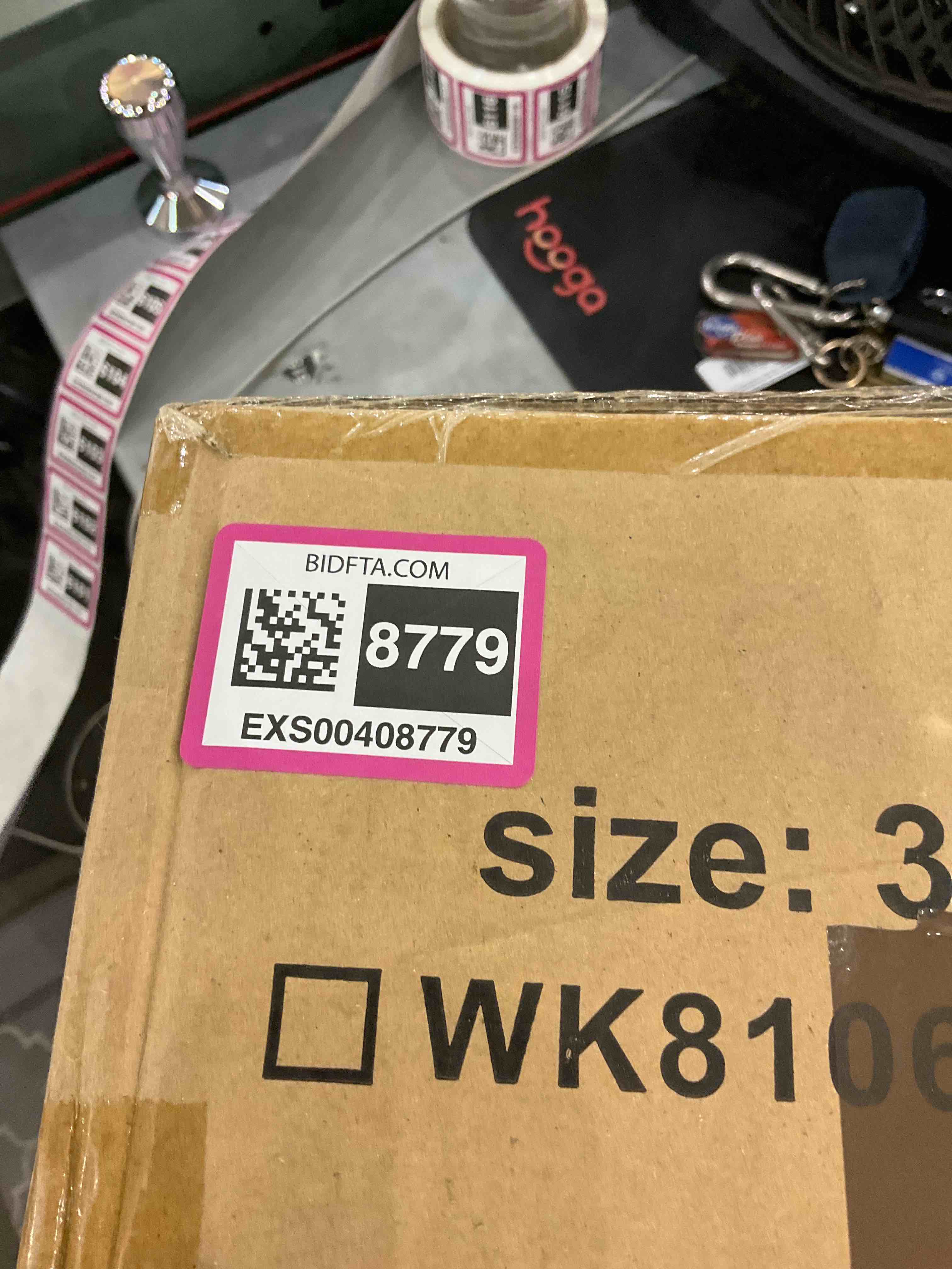 https://s3.amazonaws.com/lotting-images-prod/bidfta/EXS00408779_1693398508930.jpeg
