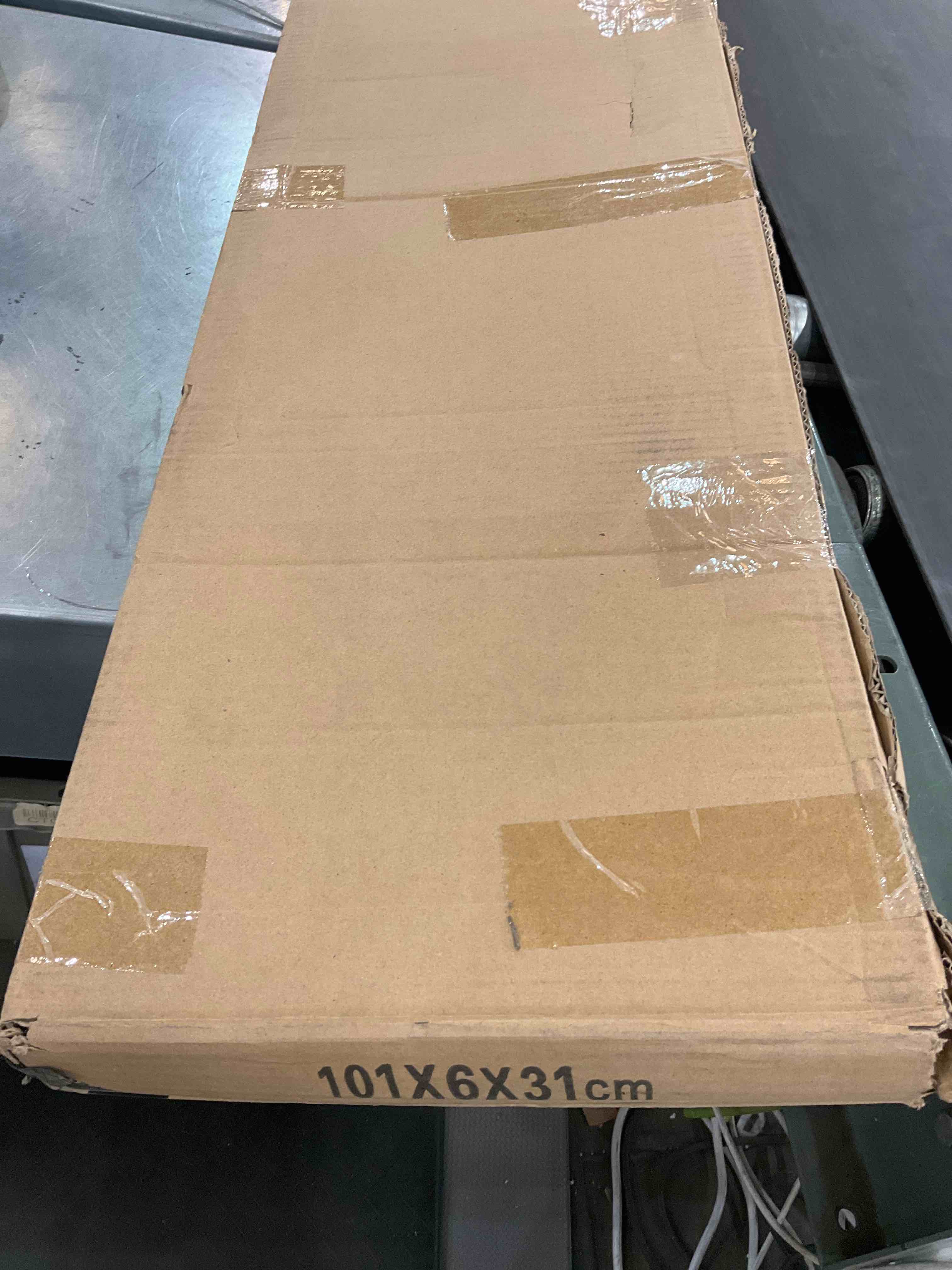 https://s3.amazonaws.com/lotting-images-prod/bidfta/EXS00409638_1694031501214.jpeg