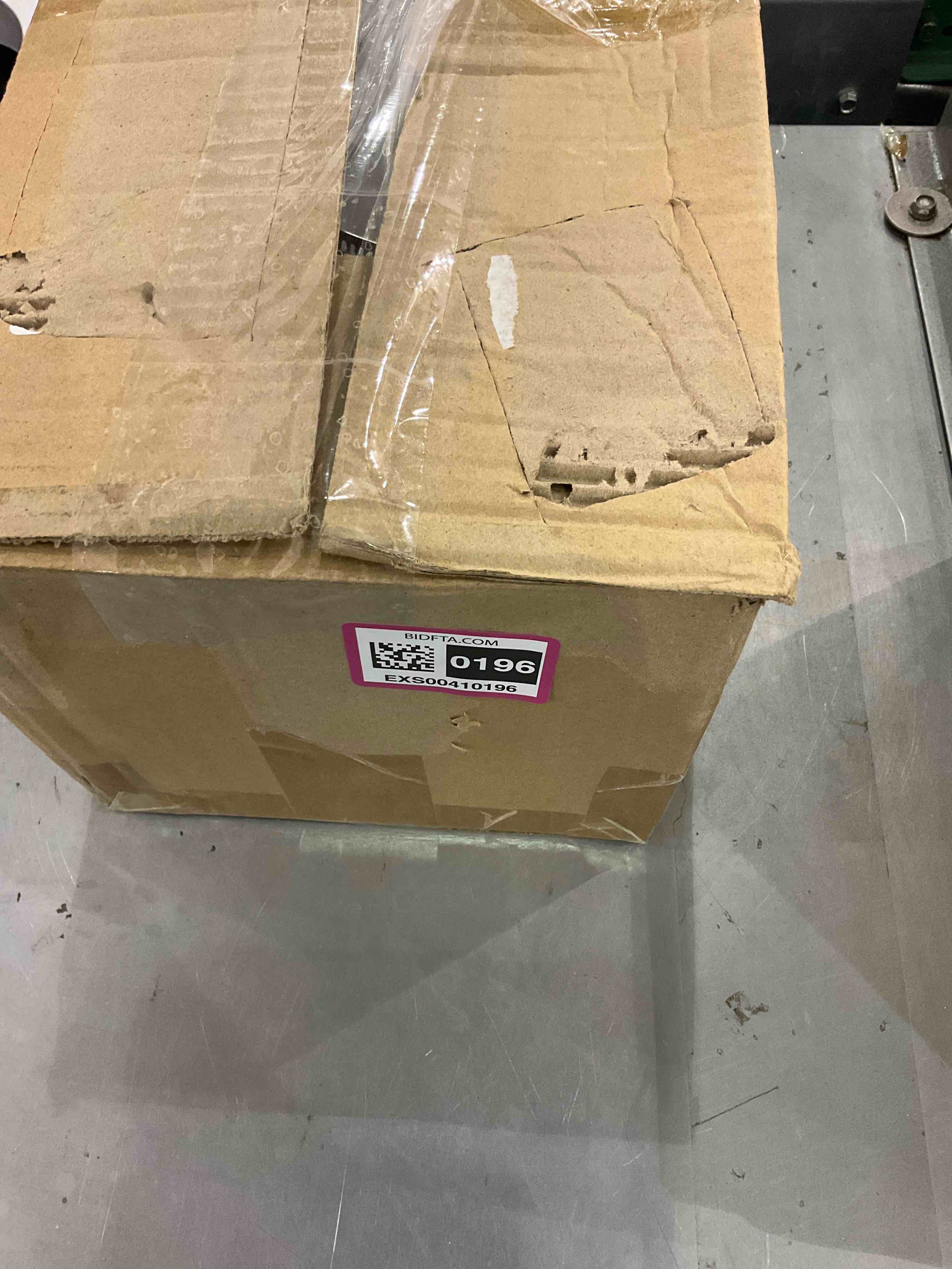 https://s3.amazonaws.com/lotting-images-prod/bidfta/EXS00410196_1693227094081.jpeg