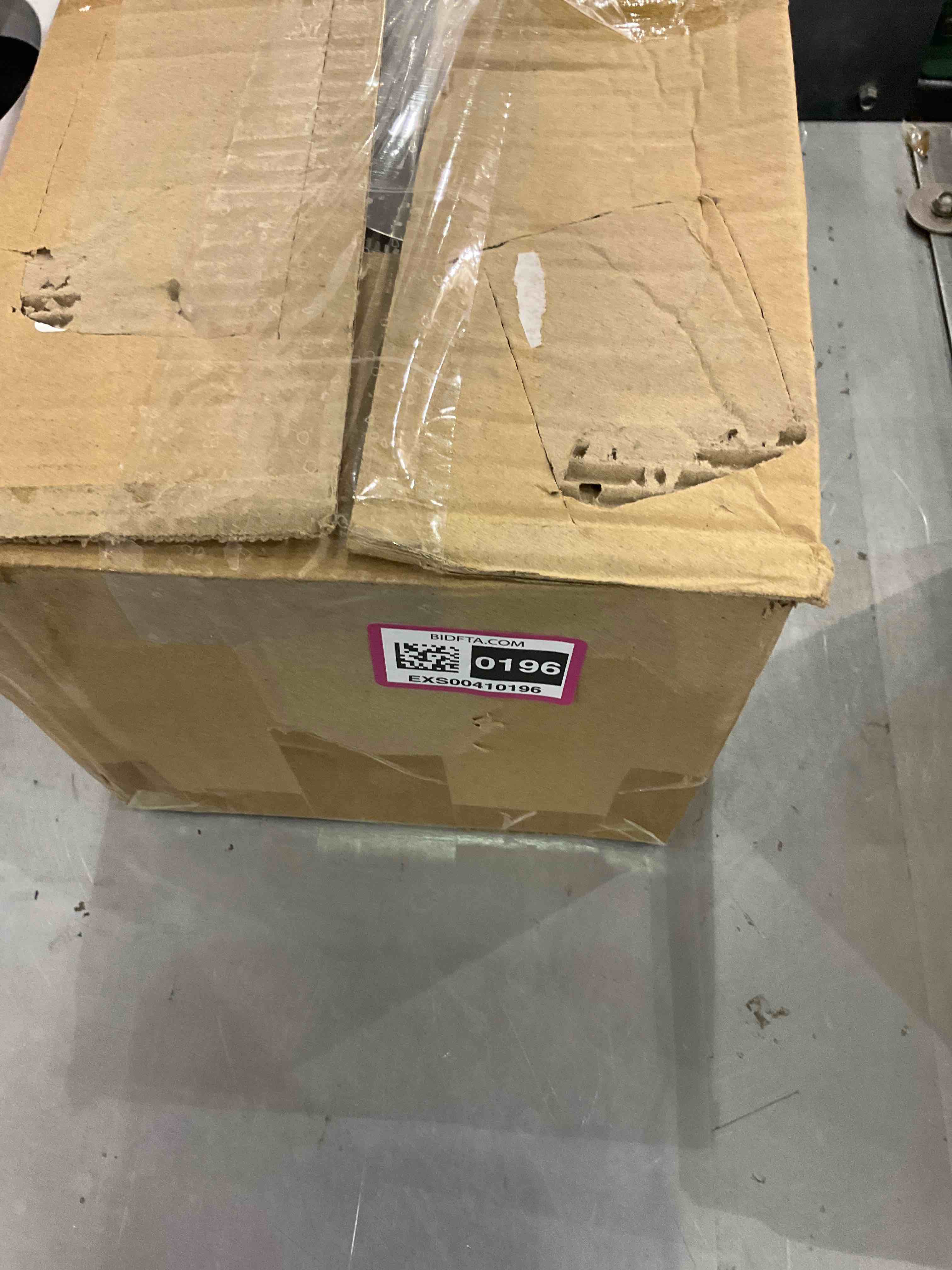 https://s3.amazonaws.com/lotting-images-prod/bidfta/EXS00410196_1693227095094.jpeg