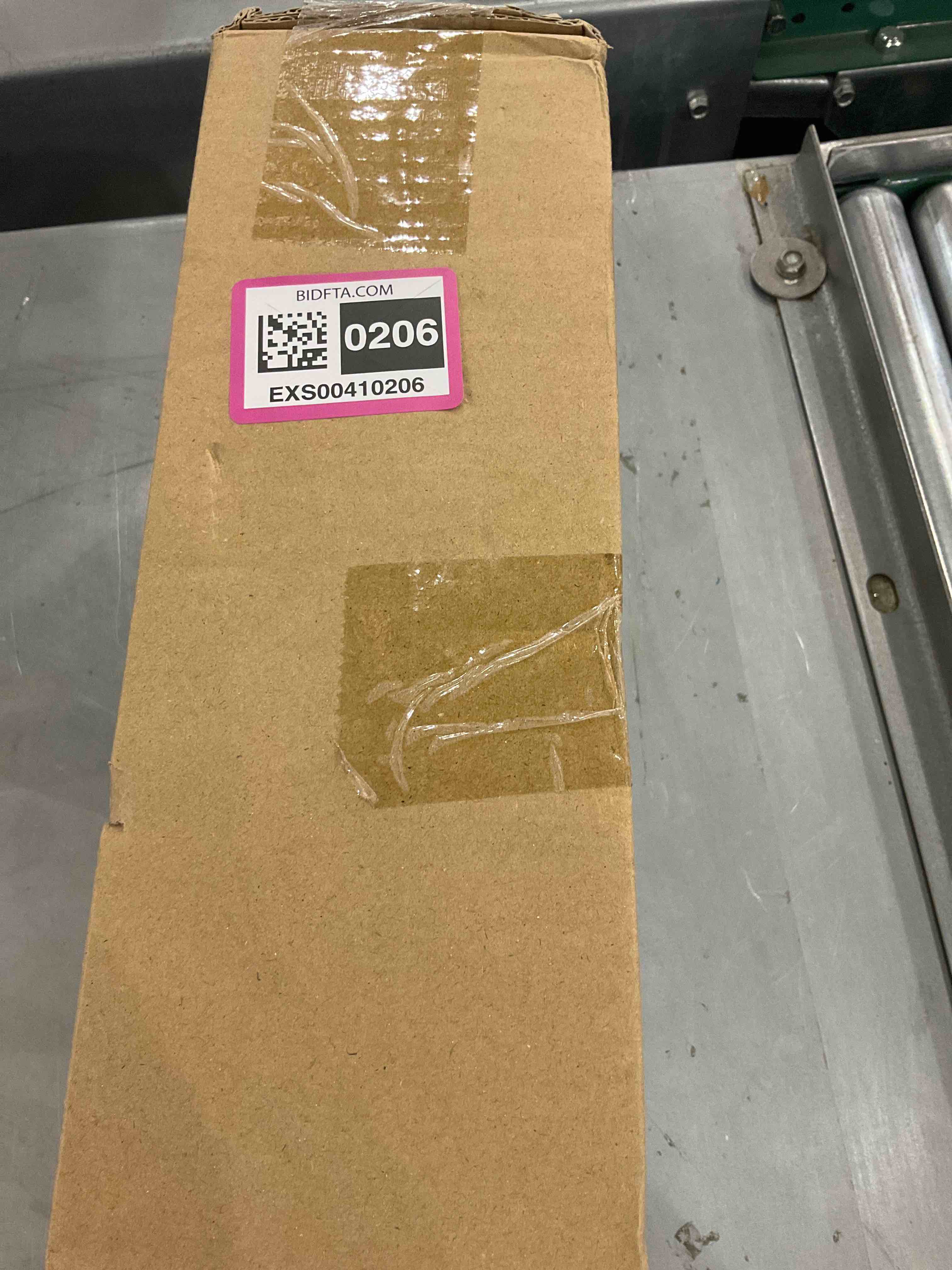 https://s3.amazonaws.com/lotting-images-prod/bidfta/EXS00410206_1693229574482.jpeg