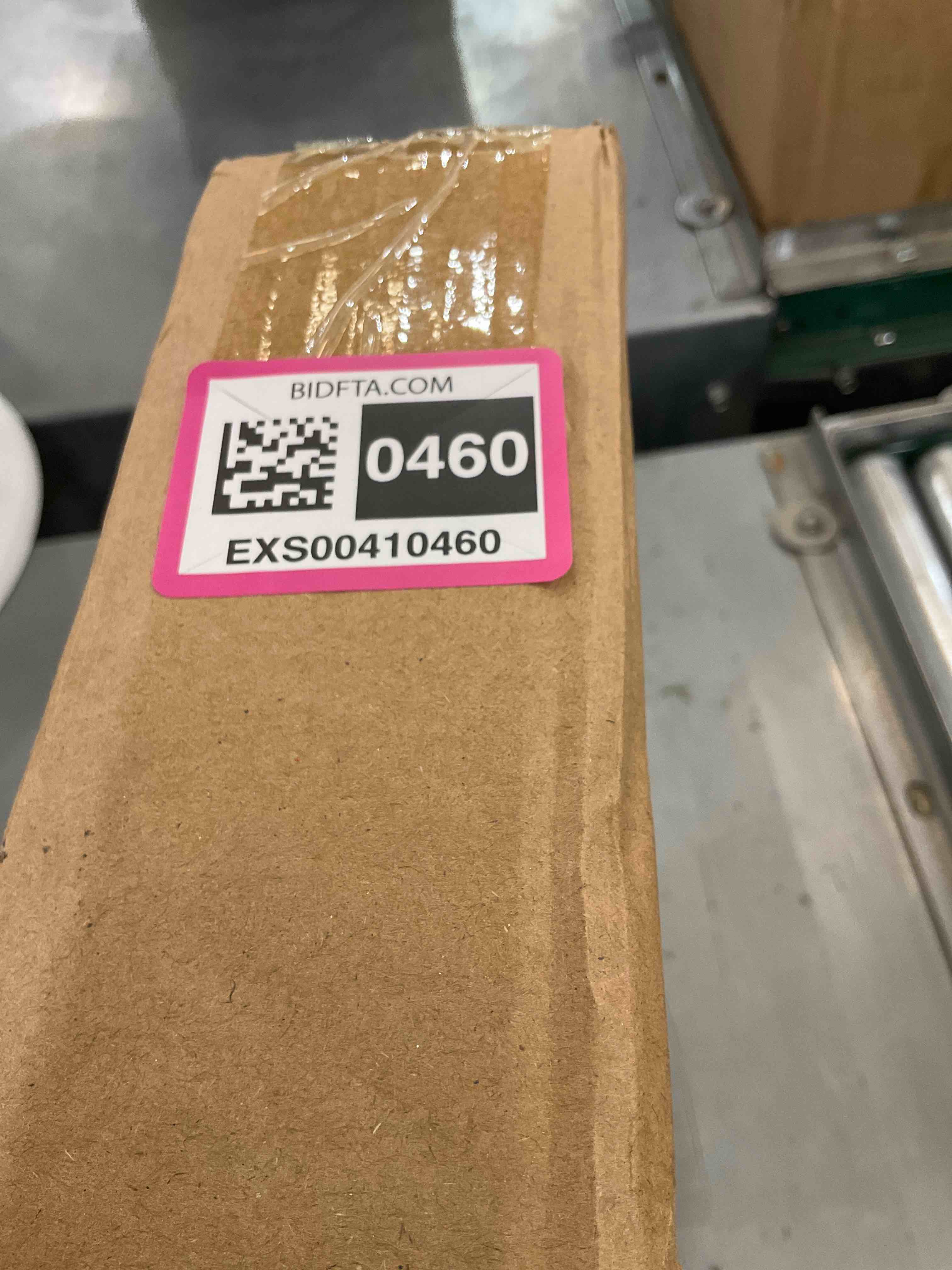 https://s3.amazonaws.com/lotting-images-prod/bidfta/EXS00410460_1693327629480.jpeg