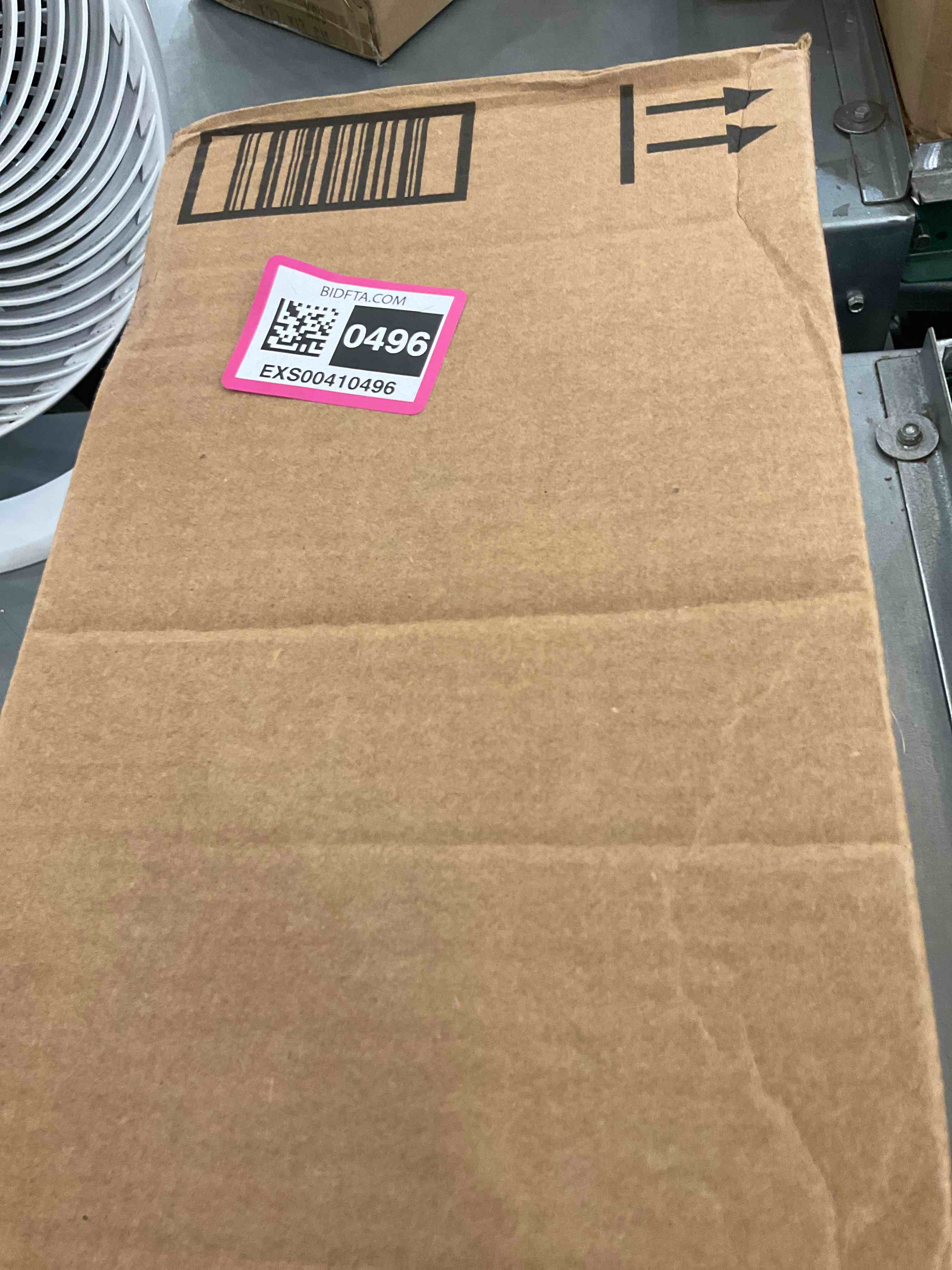 https://s3.amazonaws.com/lotting-images-prod/bidfta/EXS00410496_1693331676625.jpeg