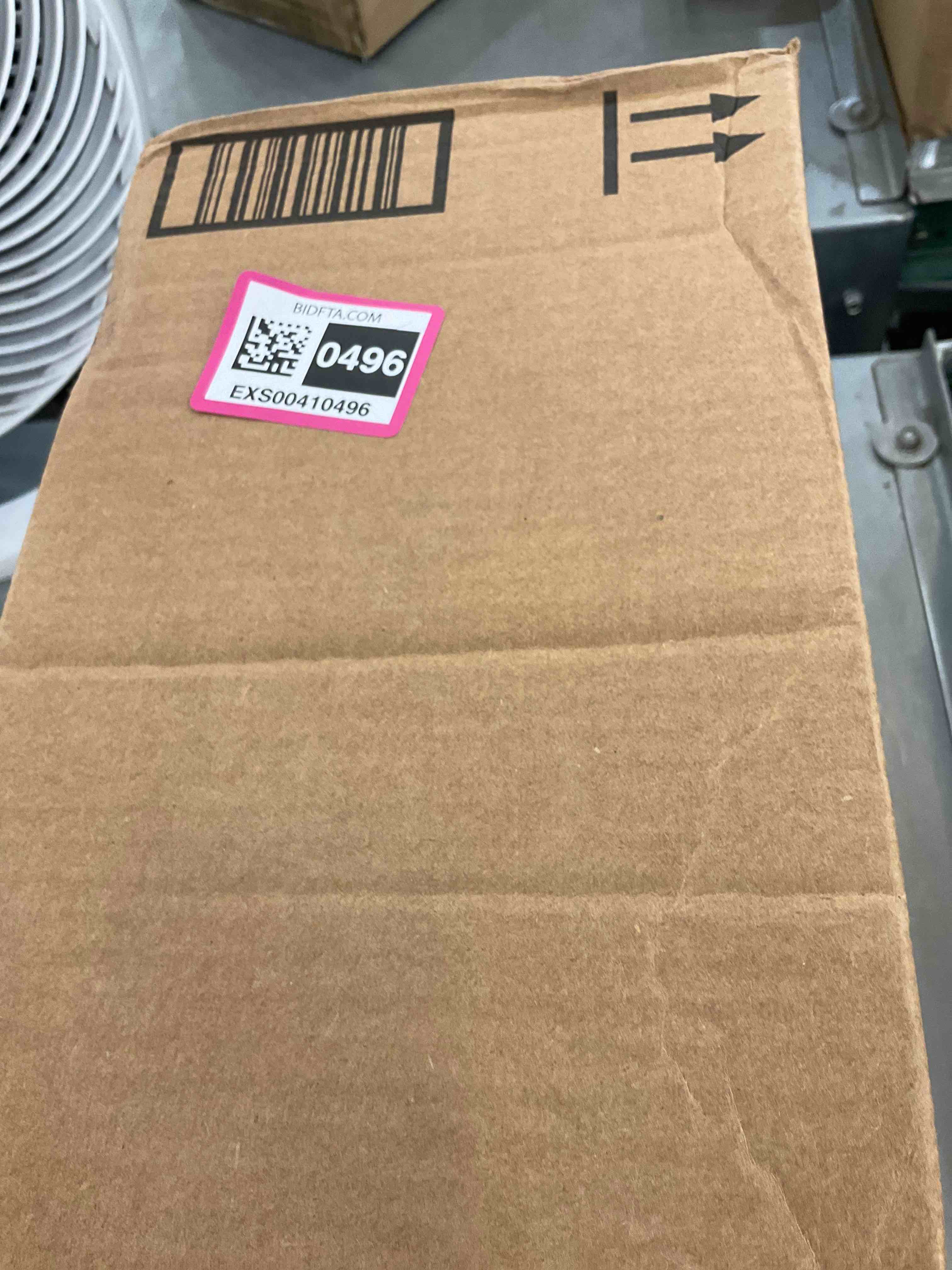 https://s3.amazonaws.com/lotting-images-prod/bidfta/EXS00410496_1693331678056.jpeg