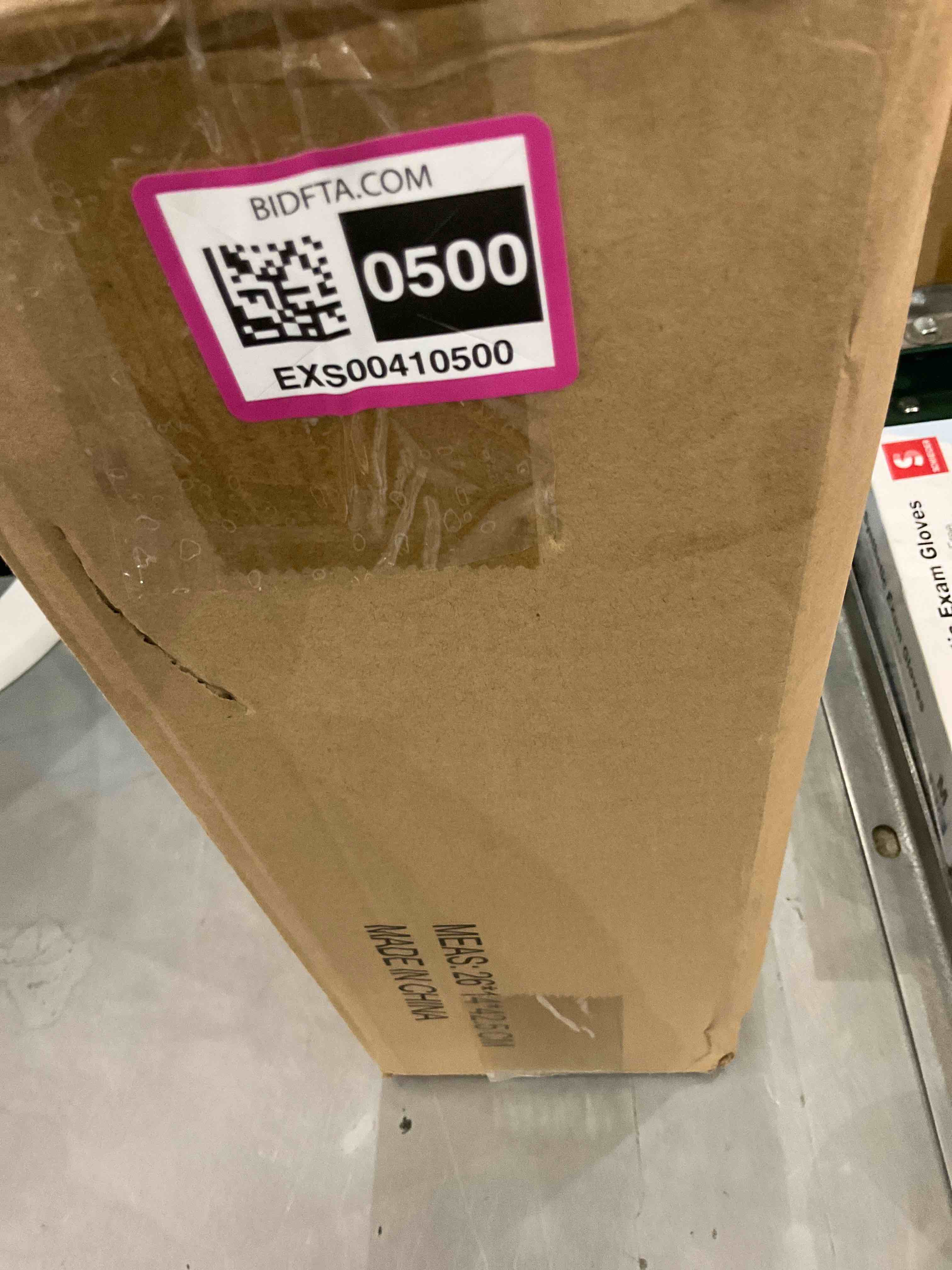 https://s3.amazonaws.com/lotting-images-prod/bidfta/EXS00410500_1693333941106.jpeg