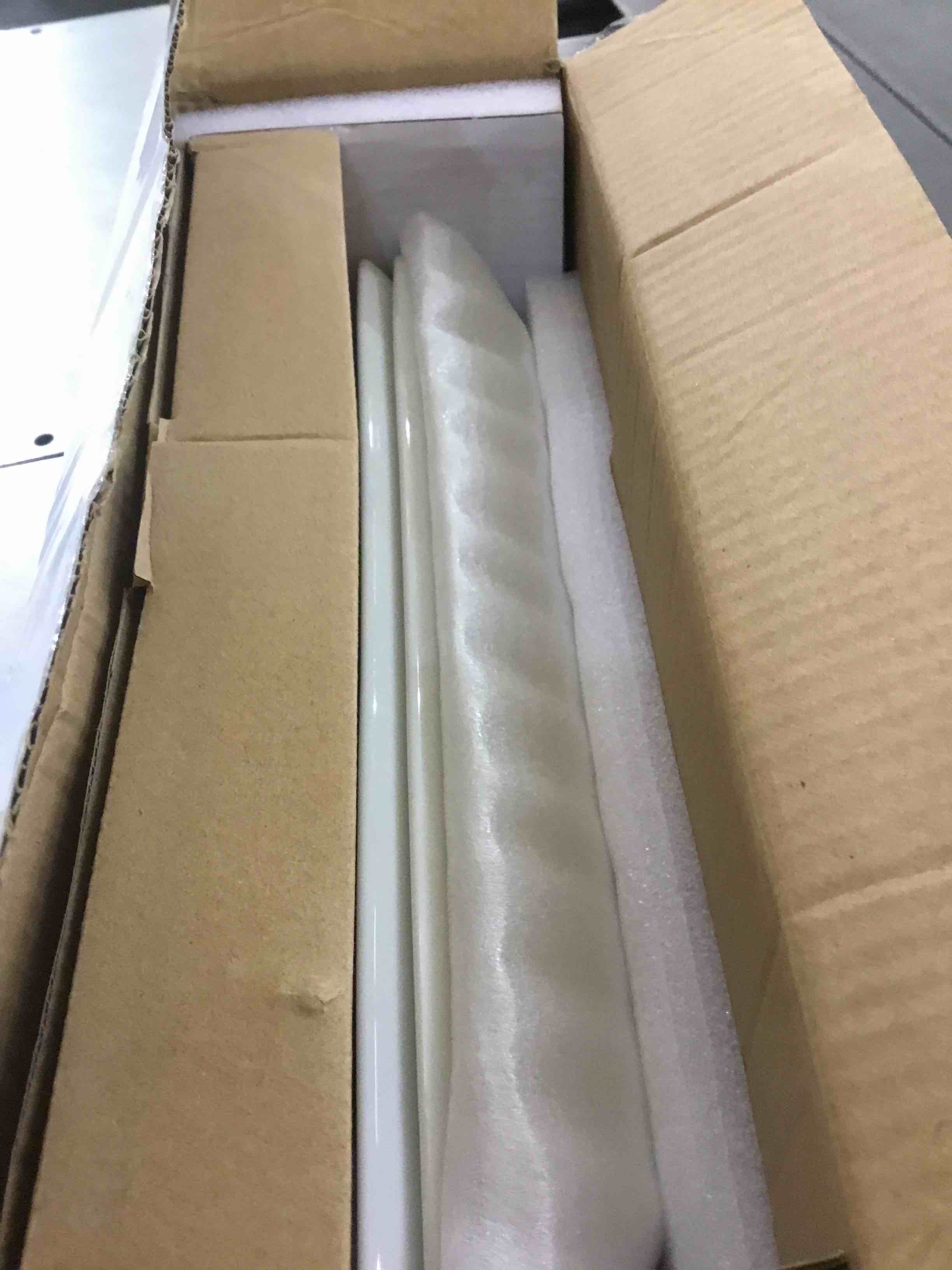 https://s3.amazonaws.com/lotting-images-prod/bidfta/EXS00410609_1692282449260.jpeg