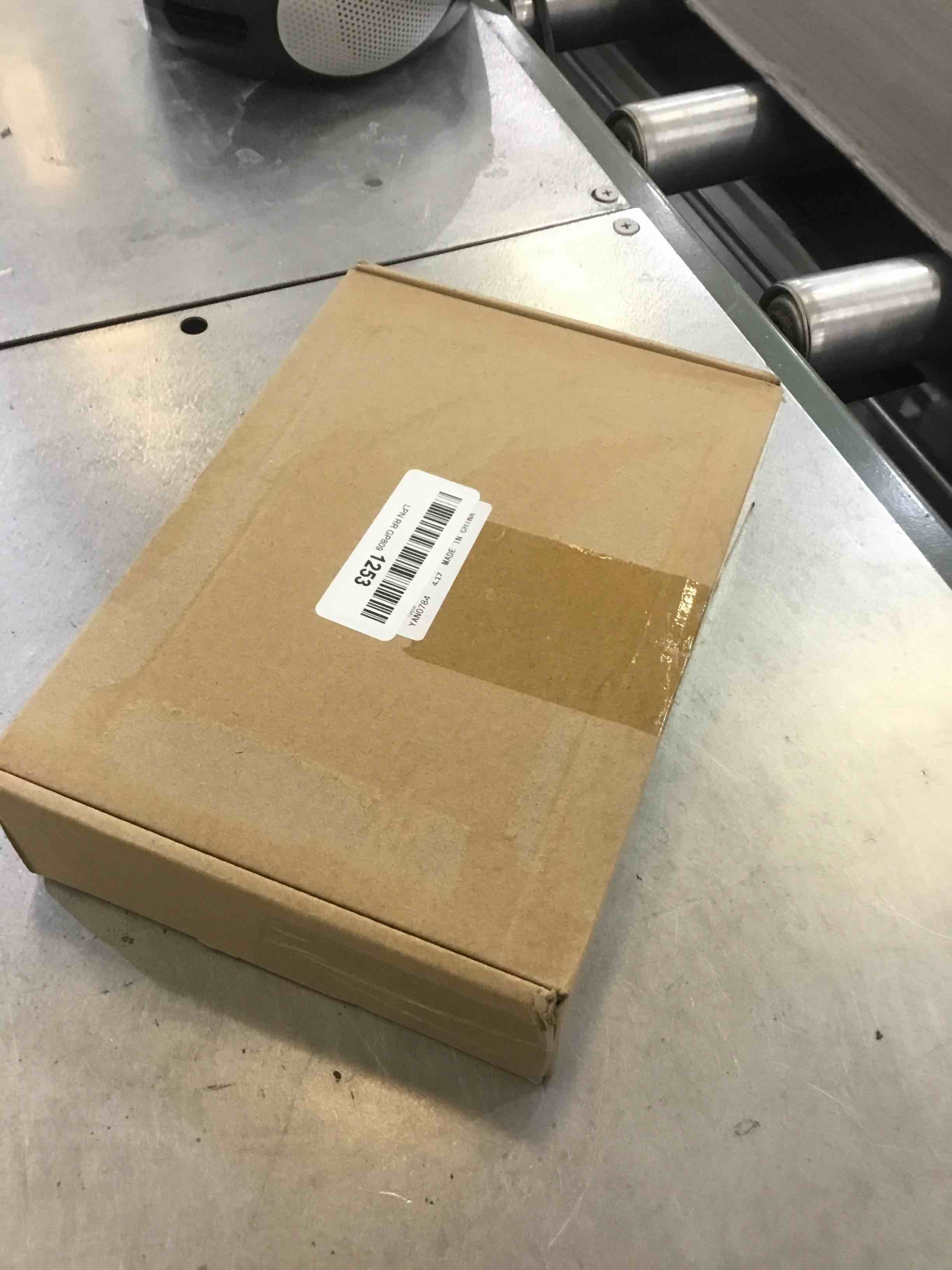 https://s3.amazonaws.com/lotting-images-prod/bidfta/EXS00410639_1692285317018.jpeg