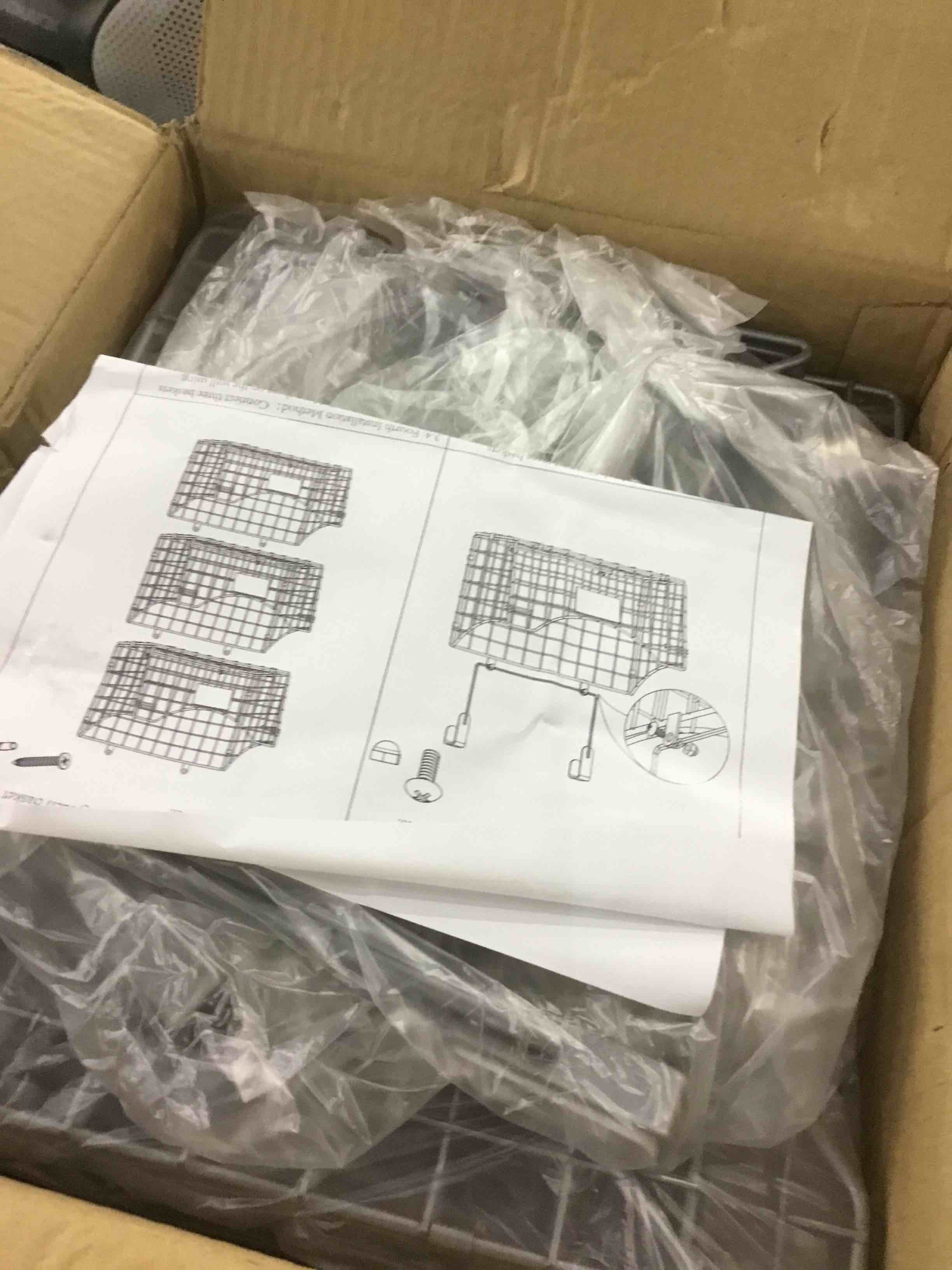 https://s3.amazonaws.com/lotting-images-prod/bidfta/EXS00410801_1692359797483.jpeg