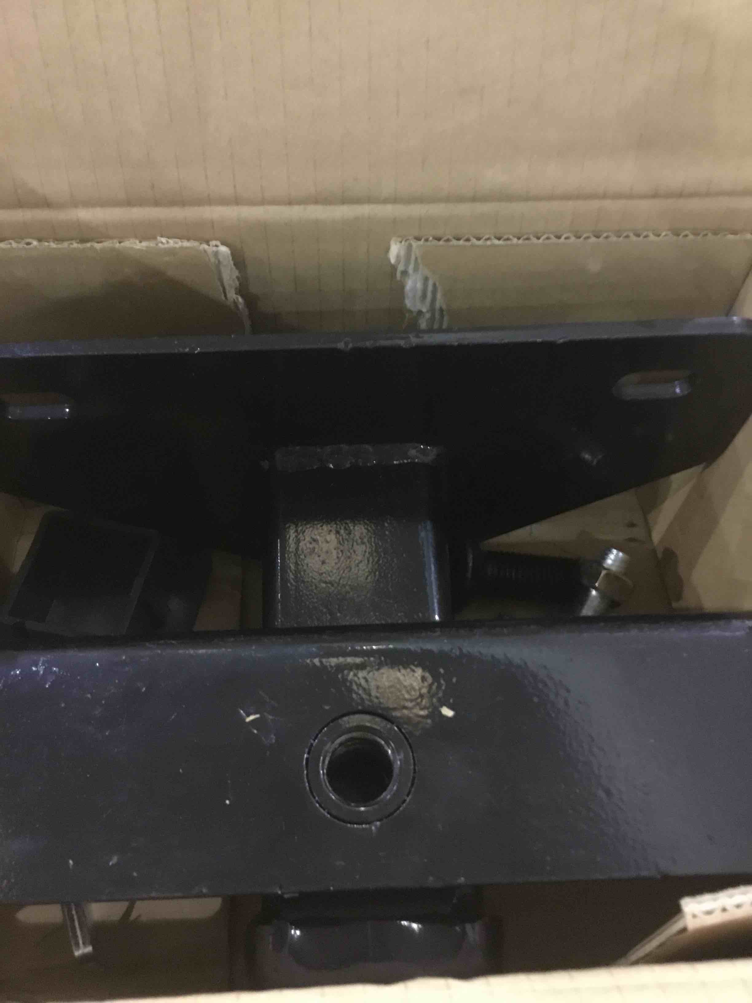 https://s3.amazonaws.com/lotting-images-prod/bidfta/EXS00410805_1692360165801.jpeg