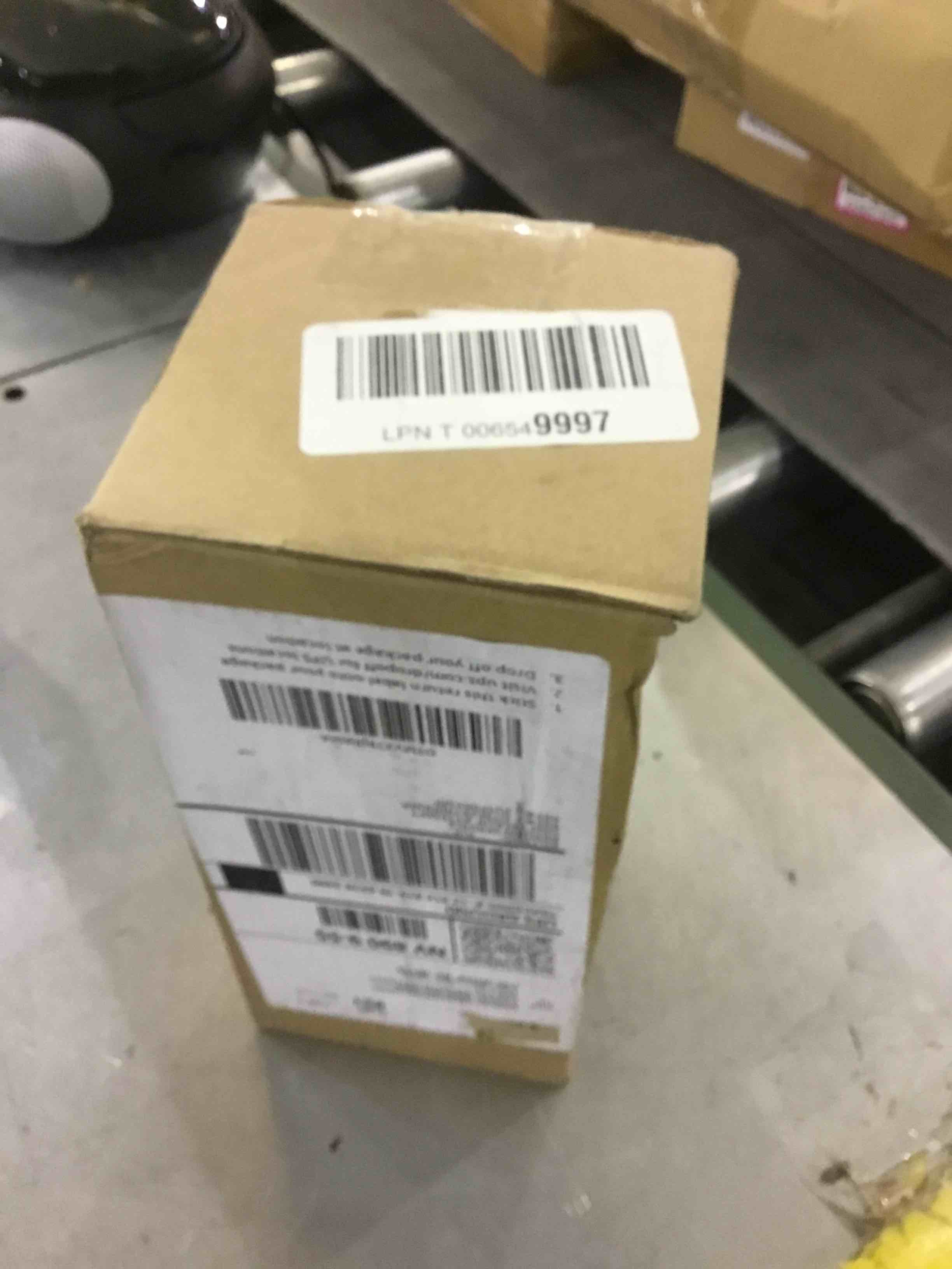 https://s3.amazonaws.com/lotting-images-prod/bidfta/EXS00410829_1692362374565.jpeg
