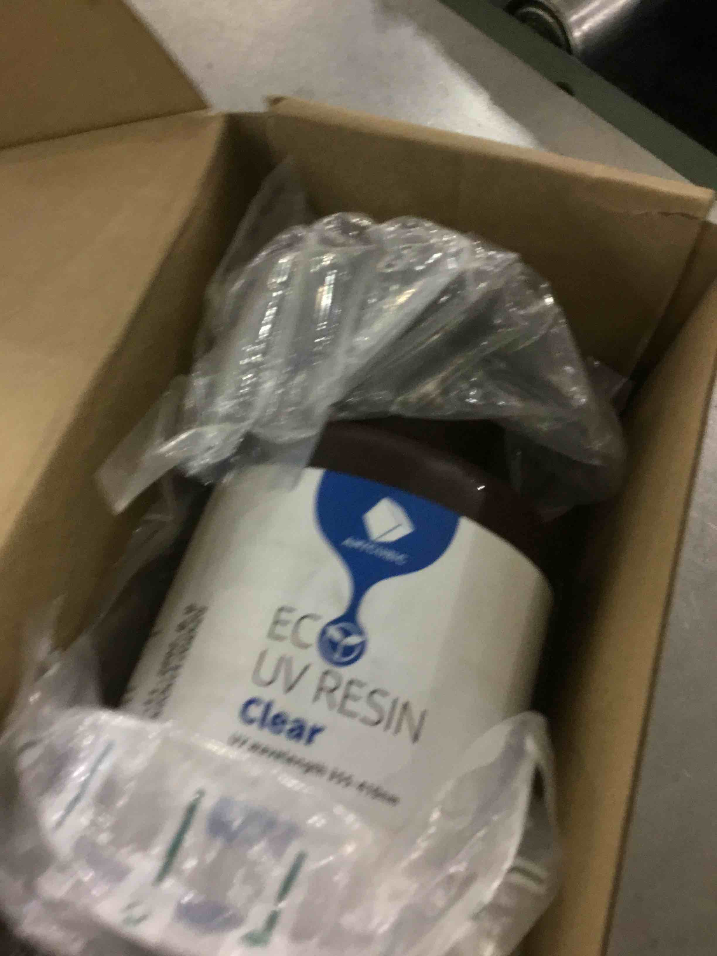 https://s3.amazonaws.com/lotting-images-prod/bidfta/EXS00410829_1692362403360.jpeg