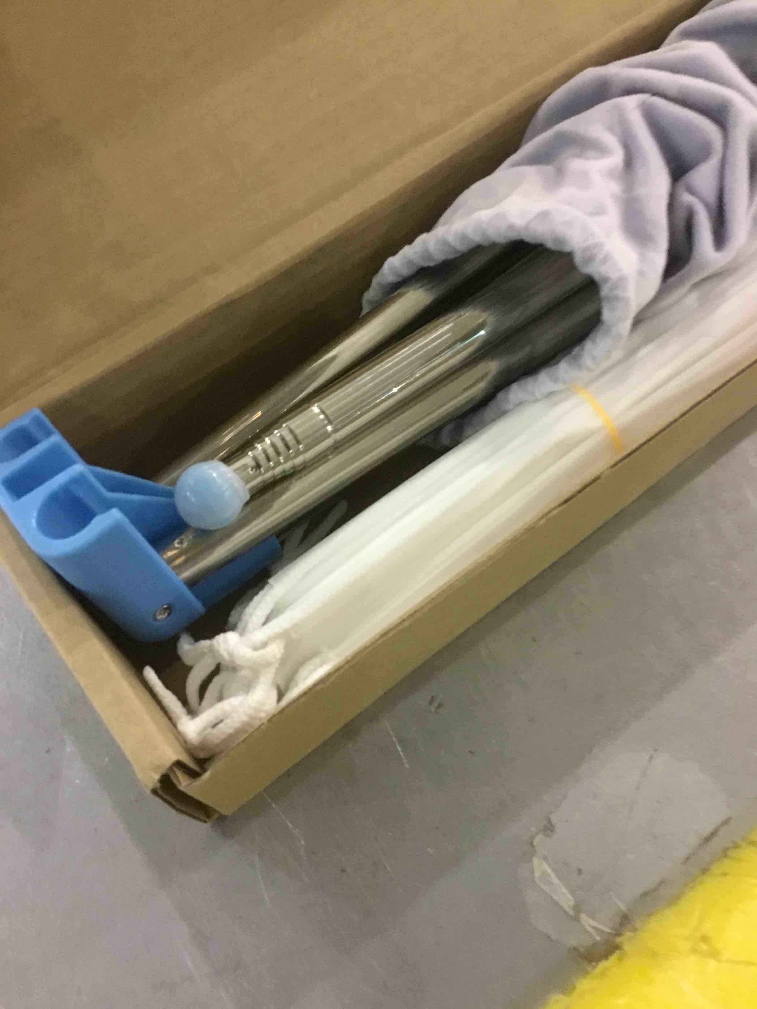 https://s3.amazonaws.com/lotting-images-prod/bidfta/EXS00410883_1692618332245.jpeg