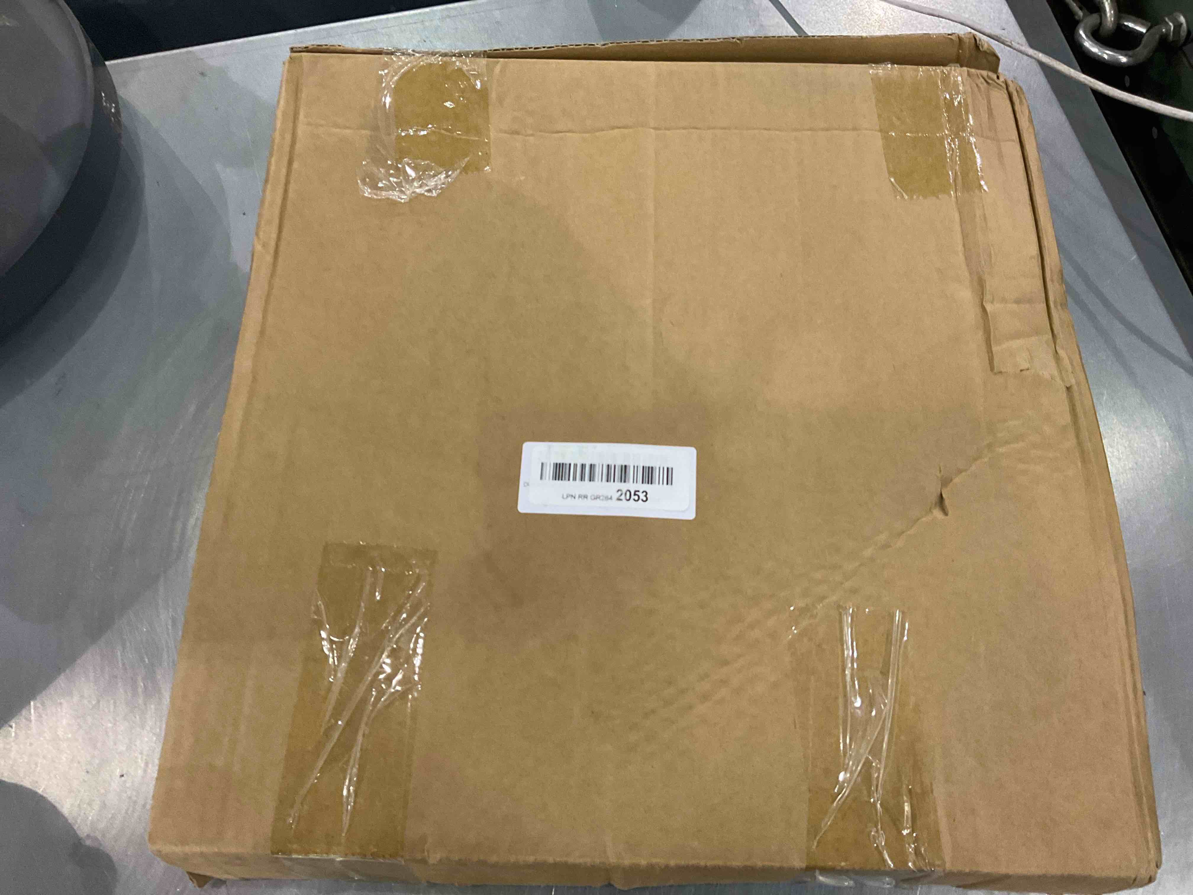 https://s3.amazonaws.com/lotting-images-prod/bidfta/EXS00411522_1692360010840.jpeg