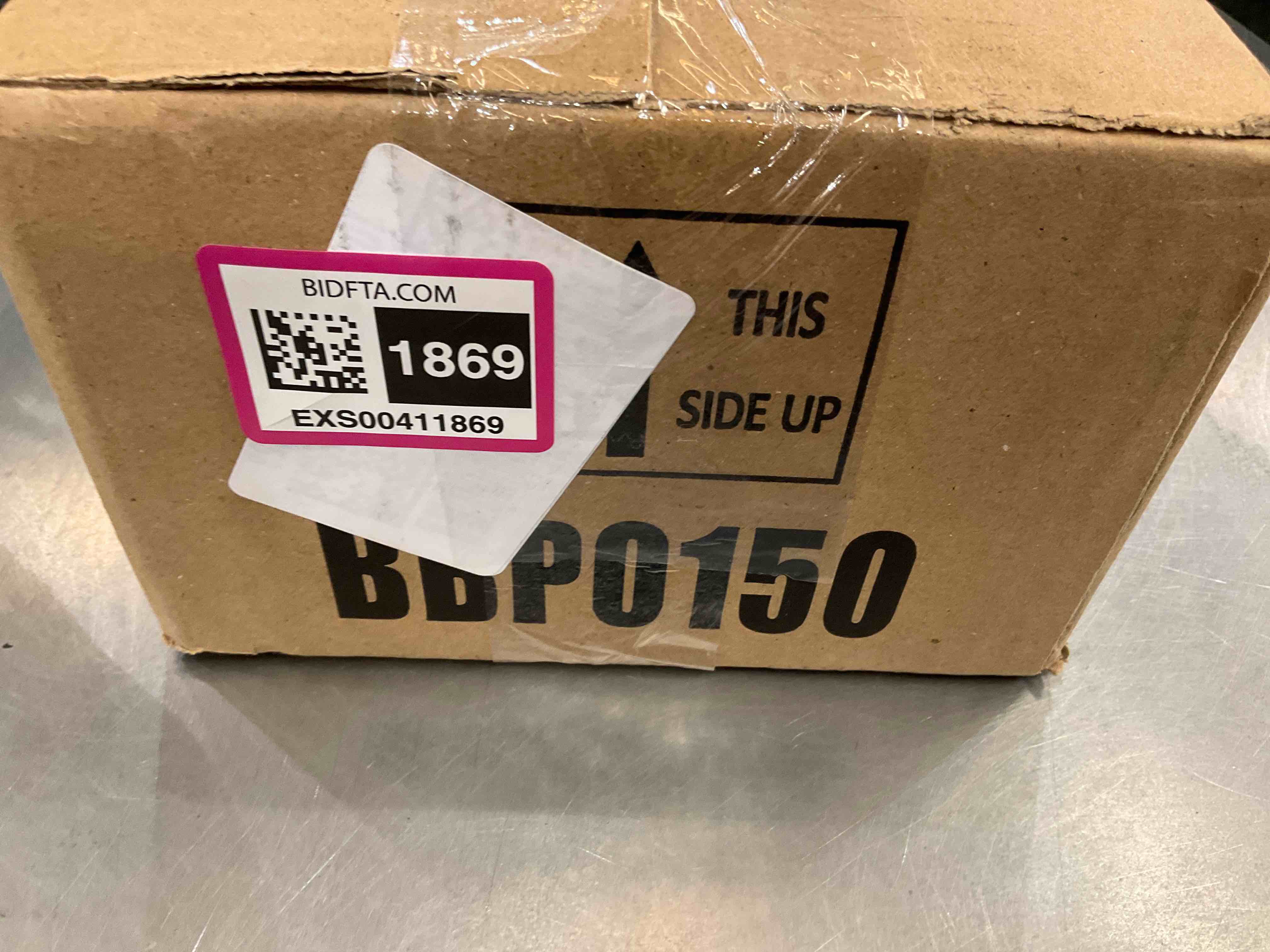 https://s3.amazonaws.com/lotting-images-prod/bidfta/EXS00411869_1692724212833.jpeg