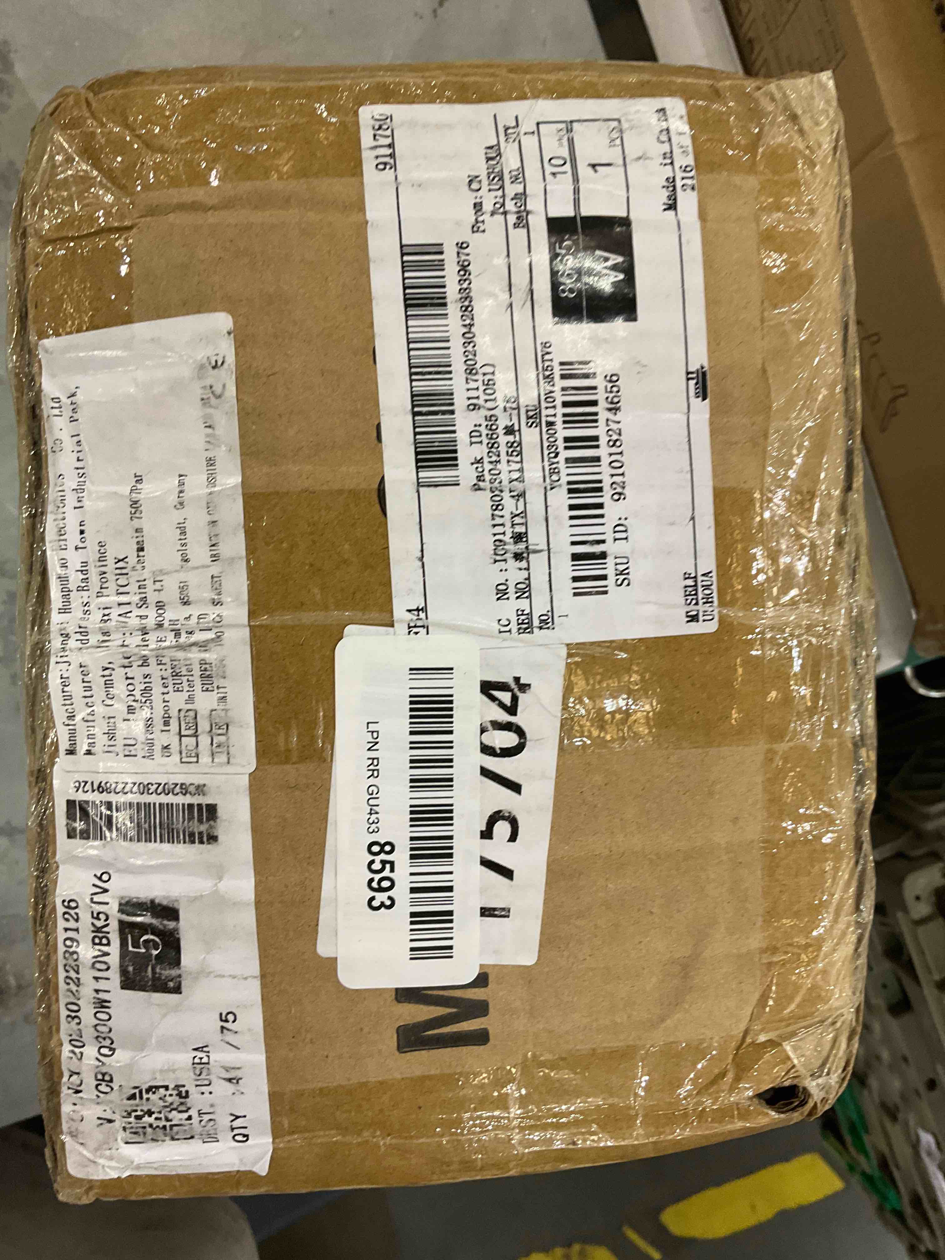 https://s3.amazonaws.com/lotting-images-prod/bidfta/EXS00412865_1692973477327.jpeg
