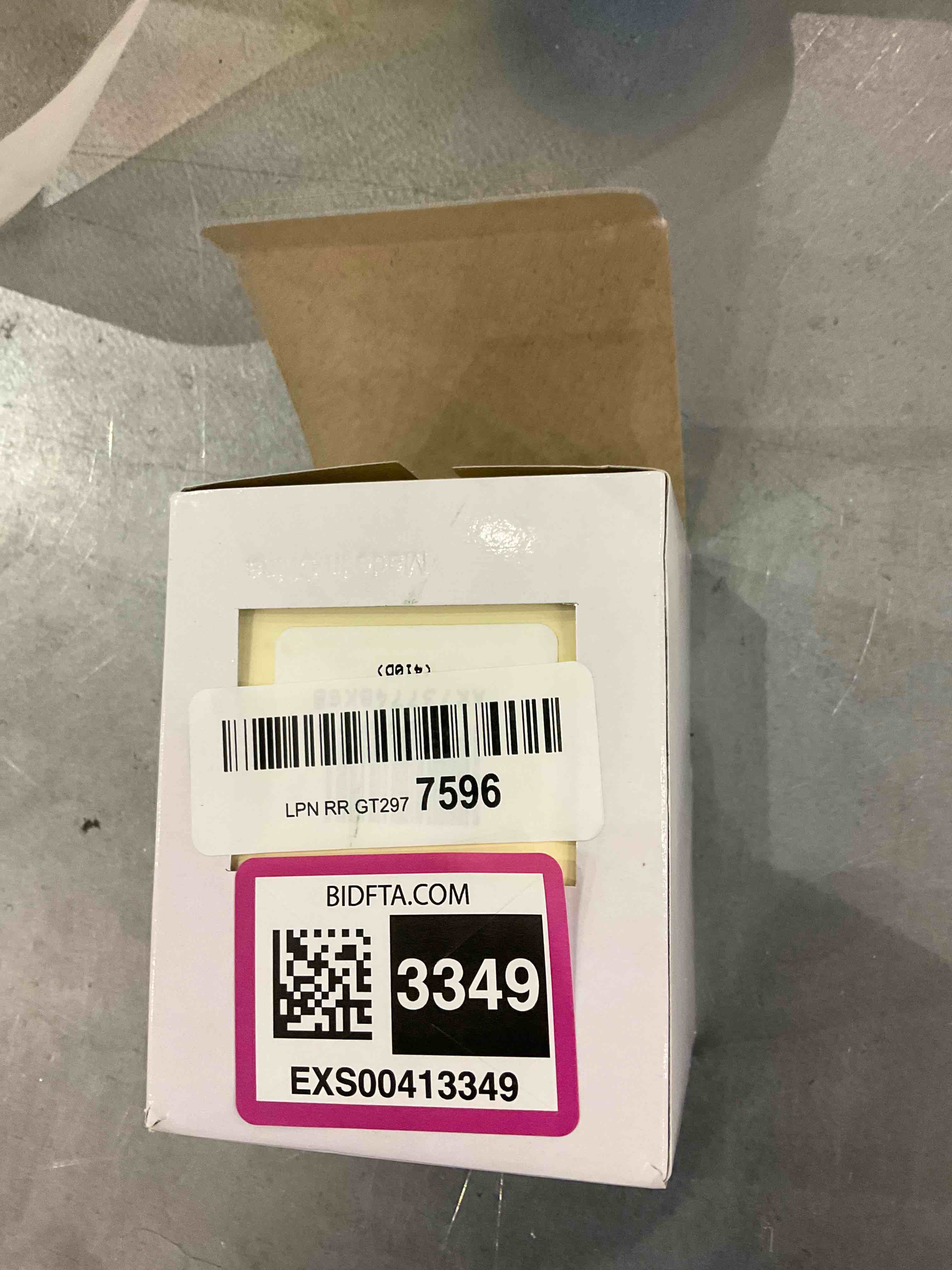 https://s3.amazonaws.com/lotting-images-prod/bidfta/EXS00413349_1692876933617.jpeg