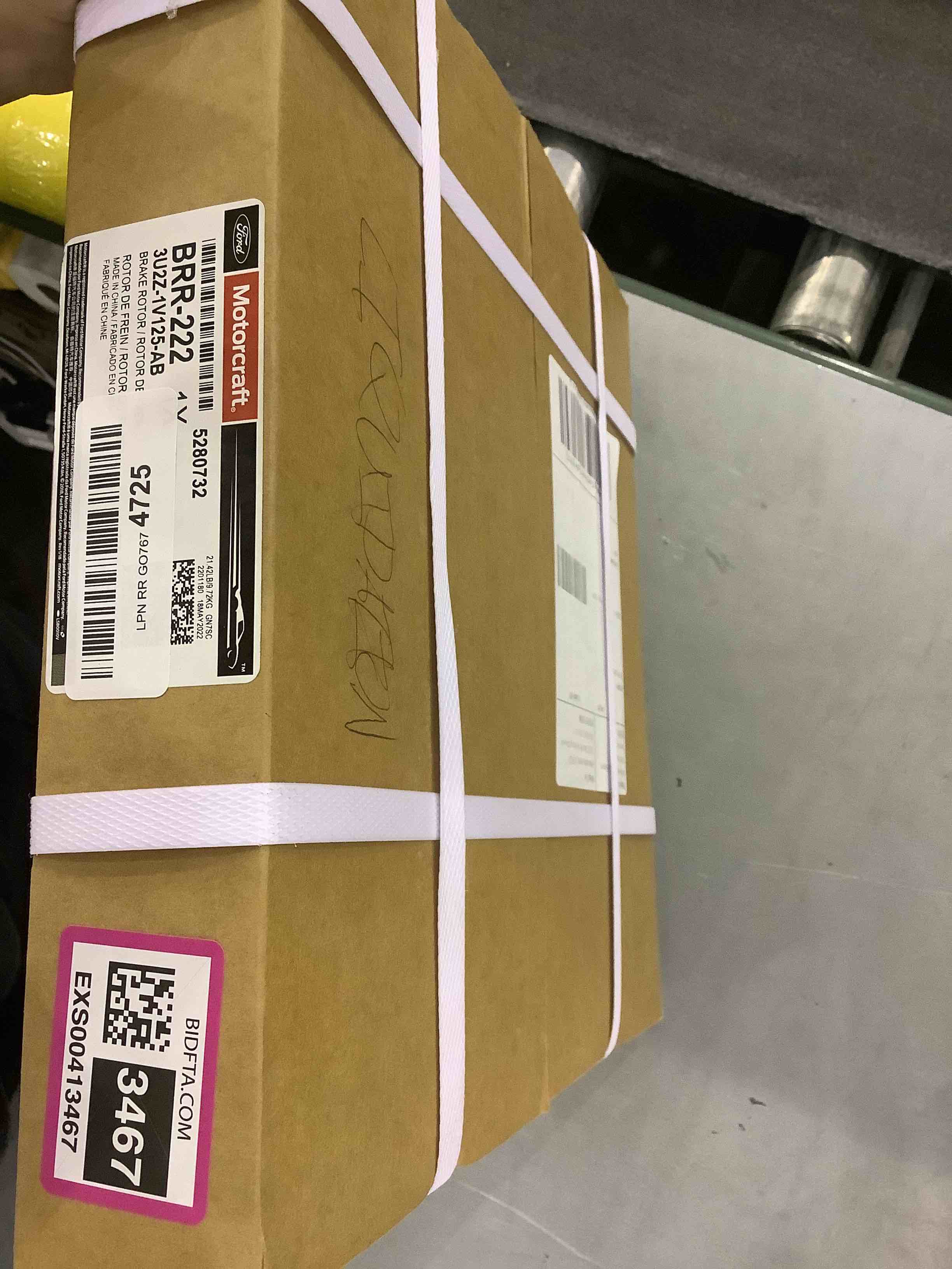 https://s3.amazonaws.com/lotting-images-prod/bidfta/EXS00413467_1693226190108.jpeg