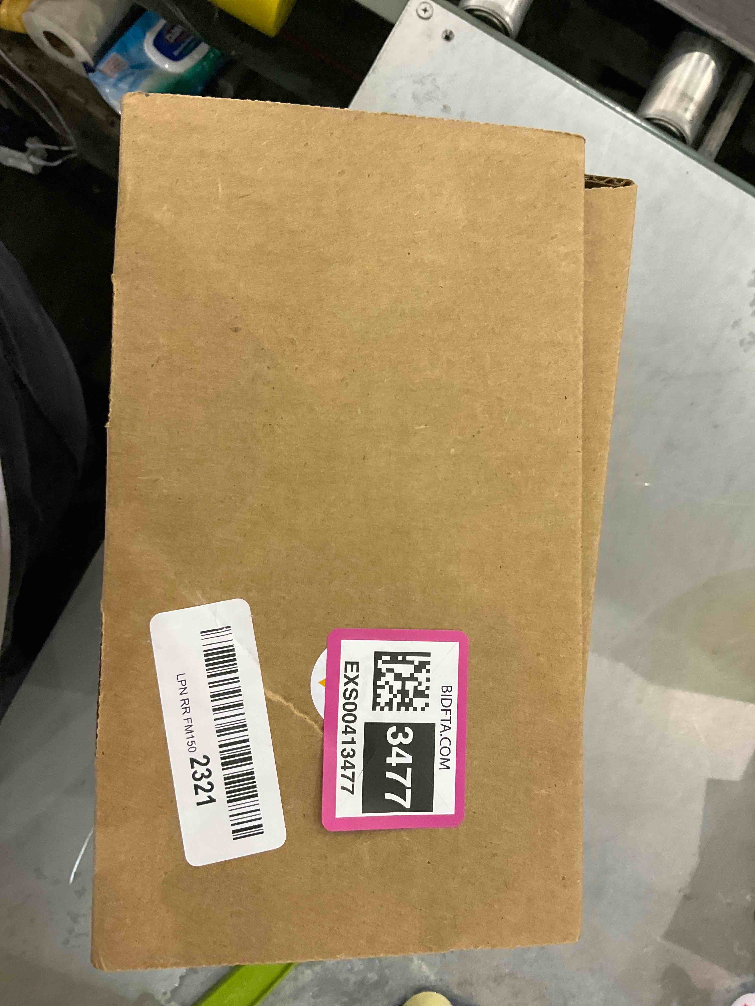https://s3.amazonaws.com/lotting-images-prod/bidfta/EXS00413477_1693242642069.jpeg
