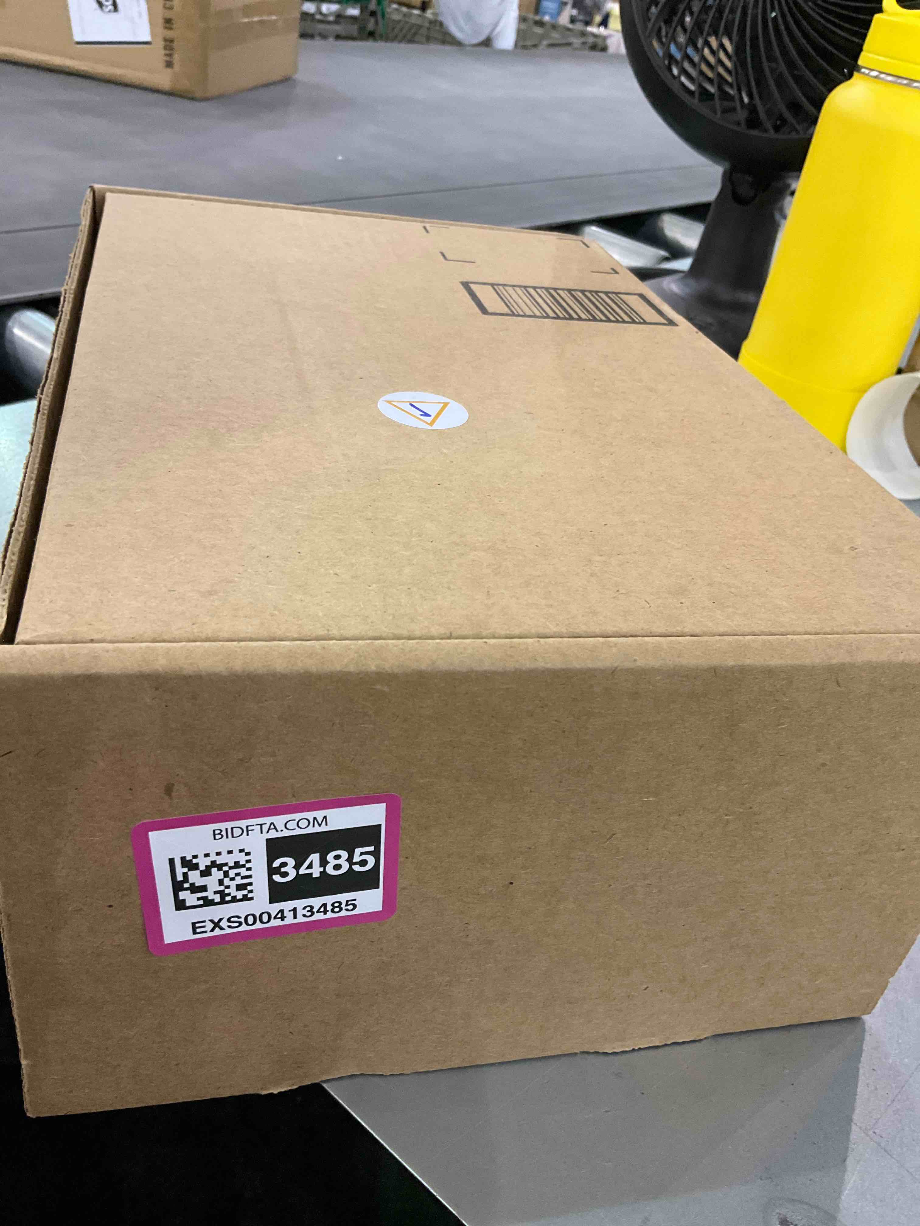 https://s3.amazonaws.com/lotting-images-prod/bidfta/EXS00413485_1693243270696.jpeg