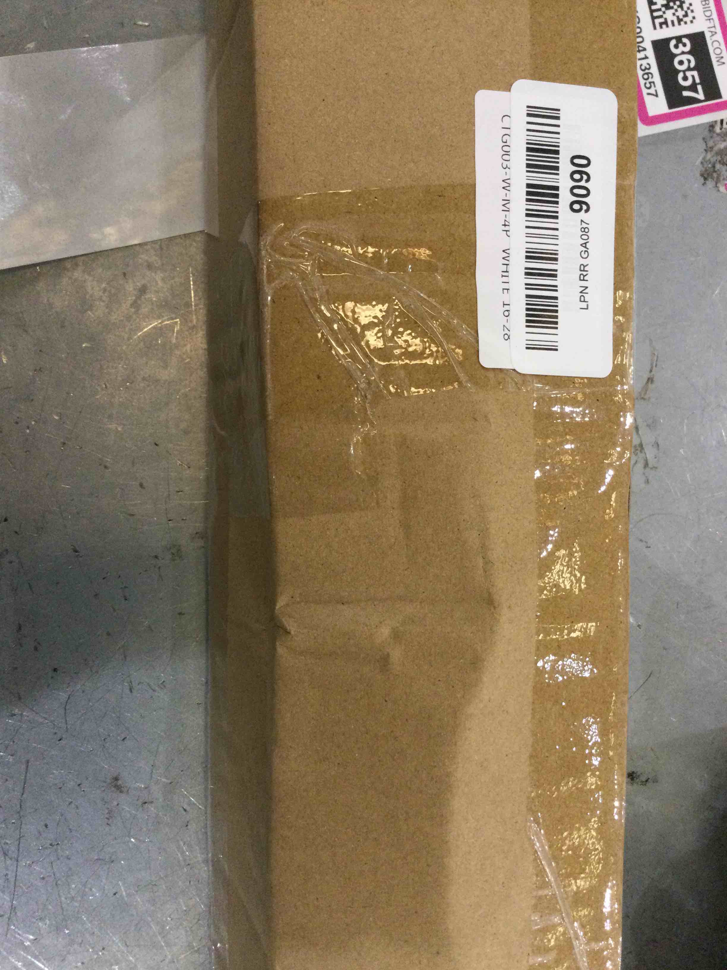 https://s3.amazonaws.com/lotting-images-prod/bidfta/EXS00413654_1692283001034.jpeg