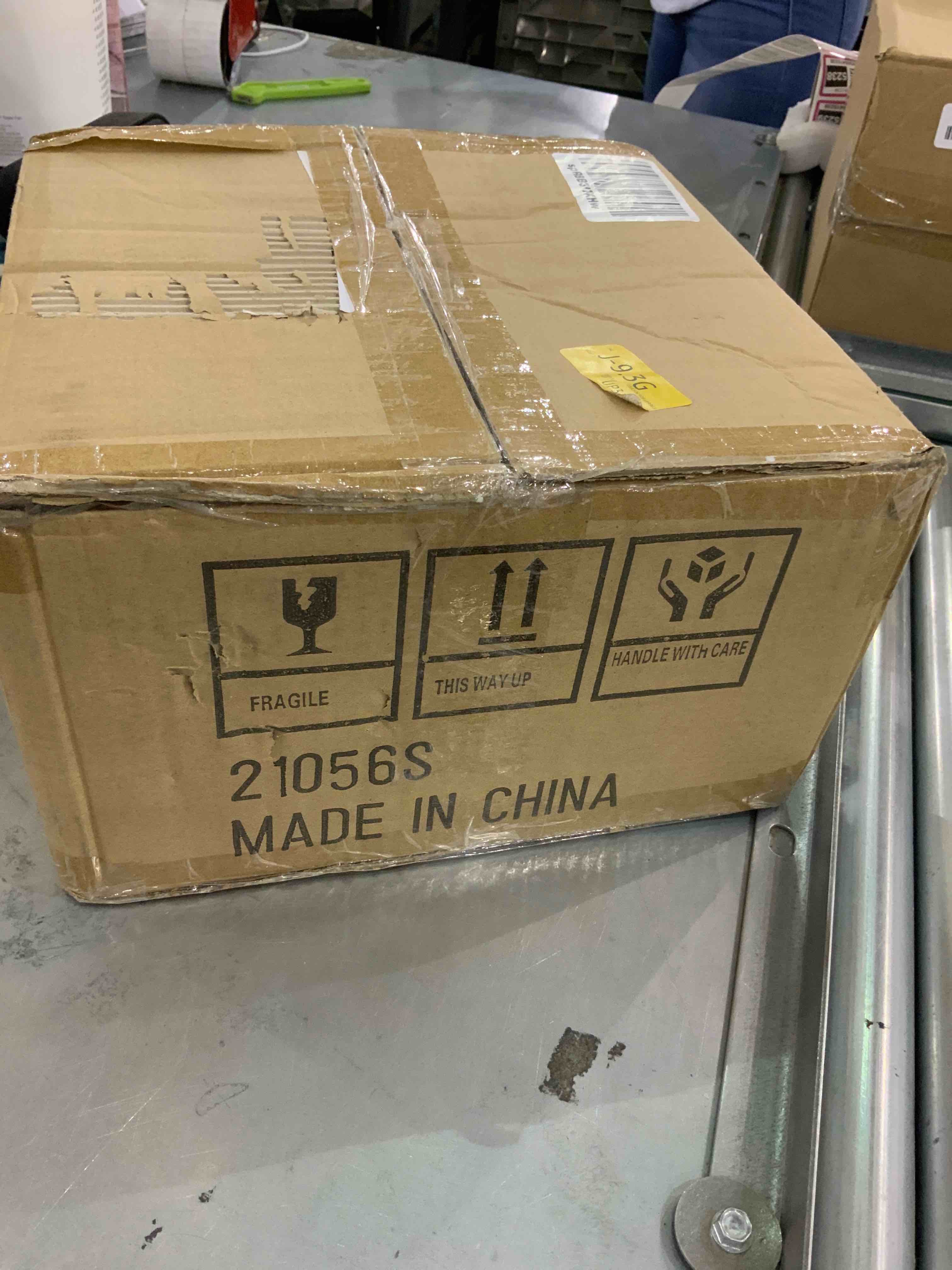 https://s3.amazonaws.com/lotting-images-prod/bidfta/EXS00414586_1692275282572.jpeg