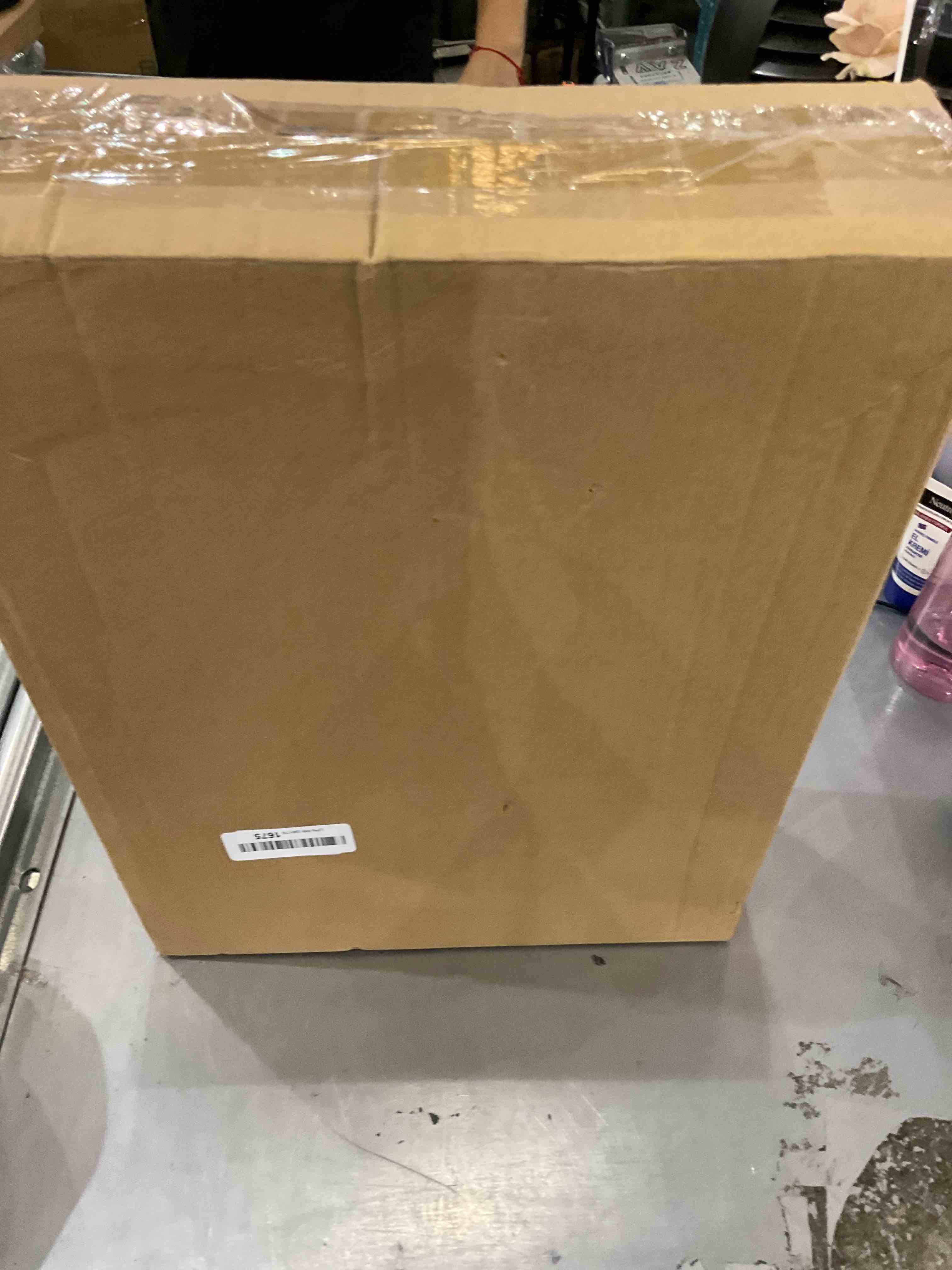 https://s3.amazonaws.com/lotting-images-prod/bidfta/EXS00415018_1692196695185.jpeg