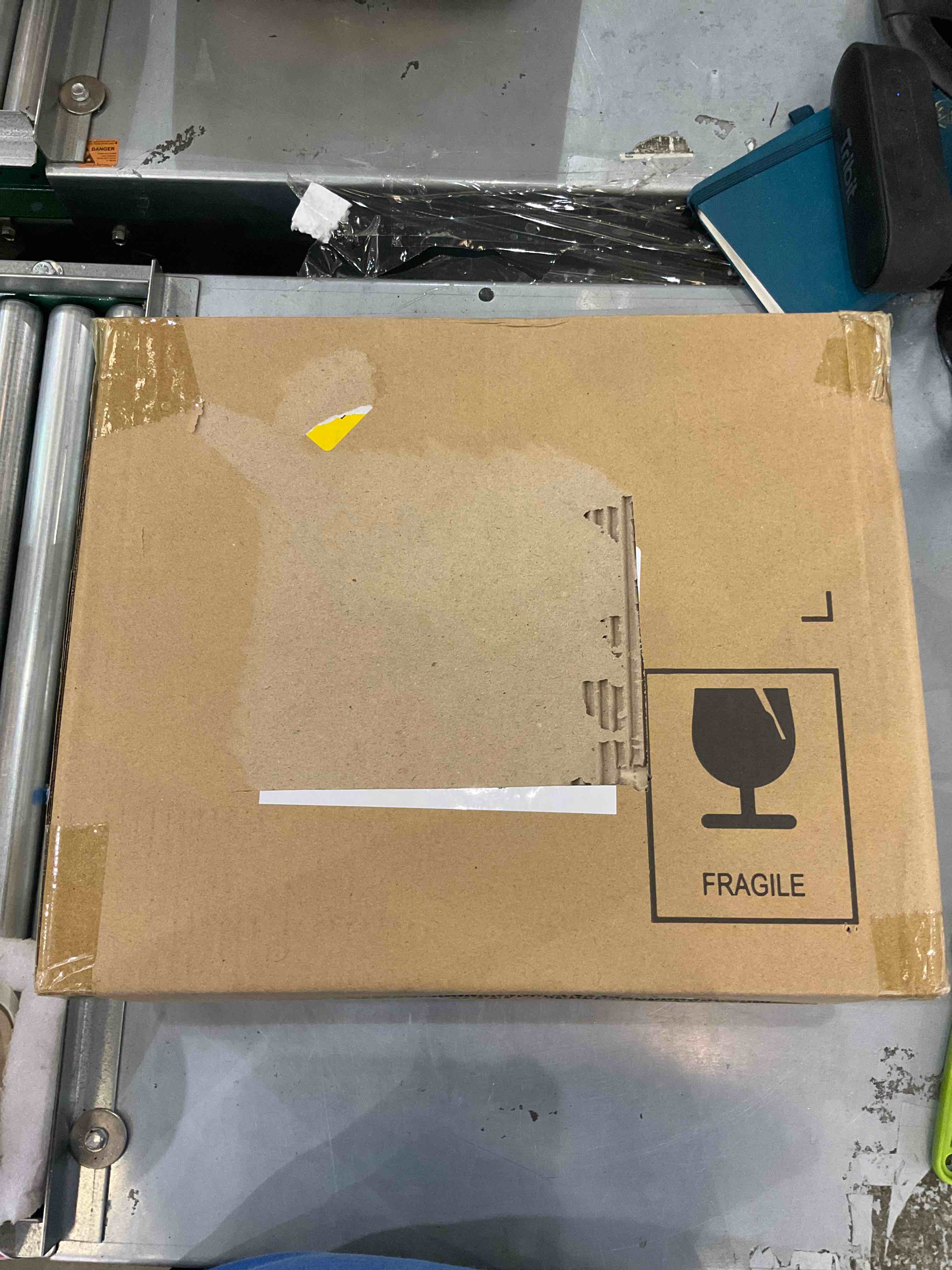 https://s3.amazonaws.com/lotting-images-prod/bidfta/EXS00415021_1692196876640.jpeg
