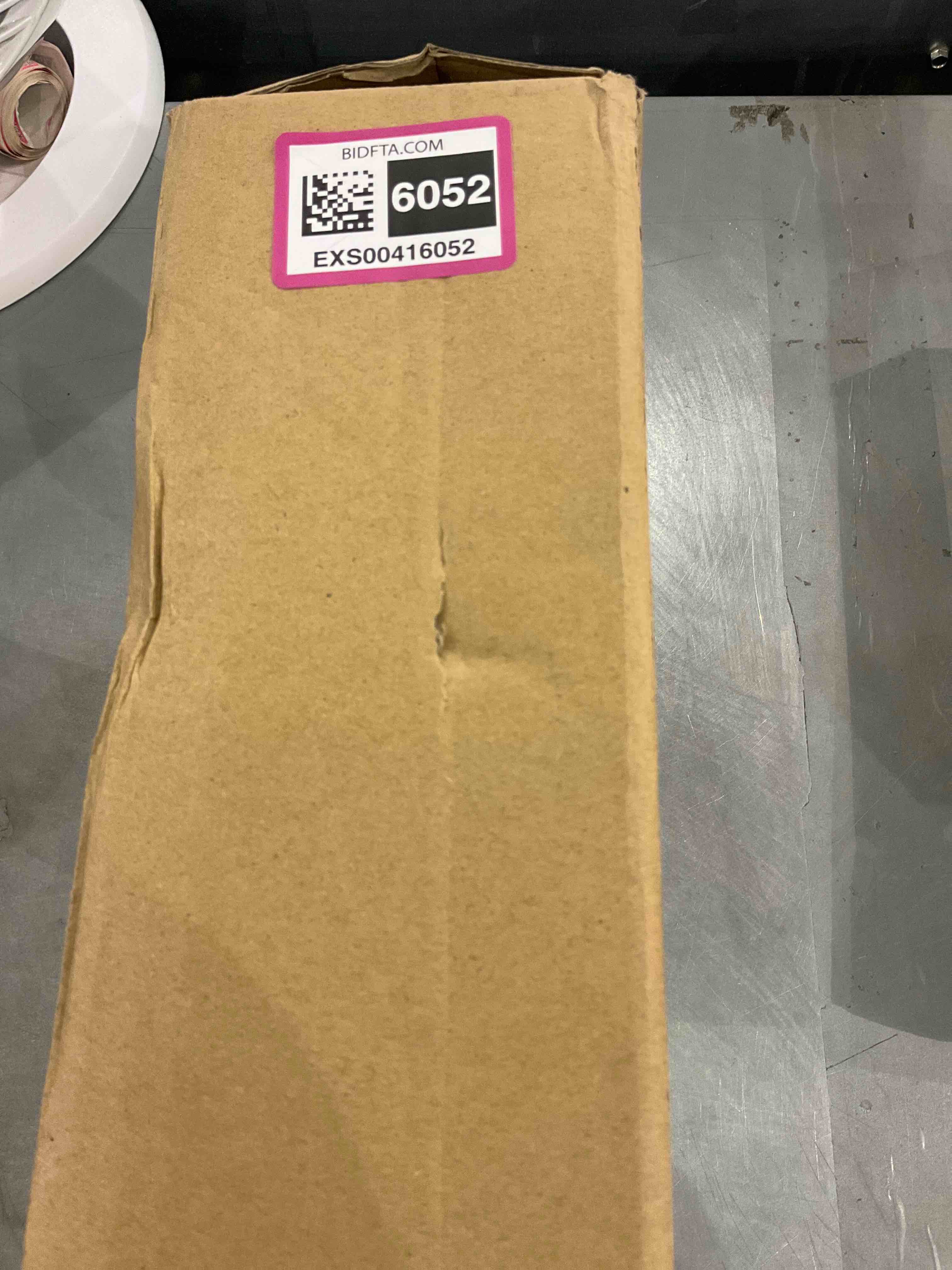 https://s3.amazonaws.com/lotting-images-prod/bidfta/EXS00416052_1692359544524.jpeg