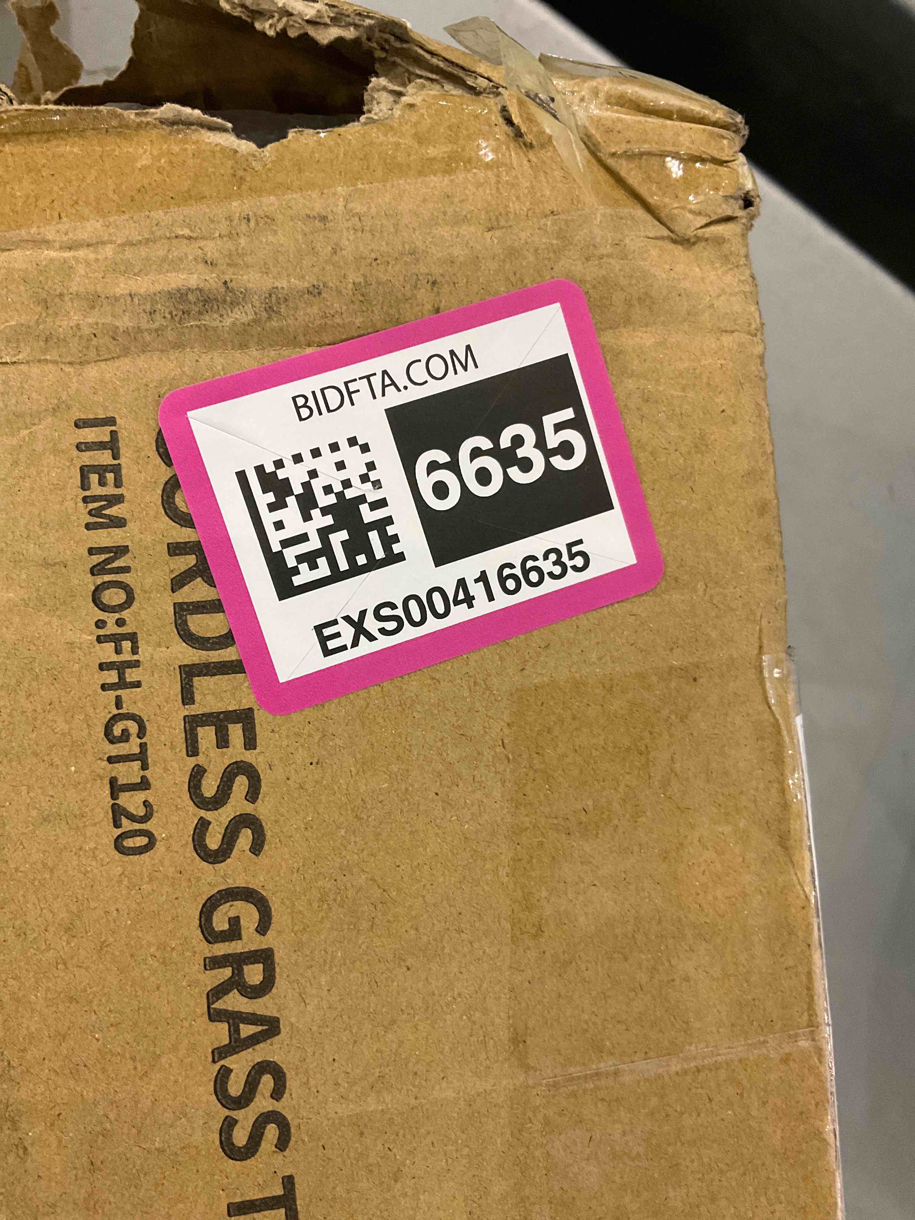https://s3.amazonaws.com/lotting-images-prod/bidfta/EXS00416635_1692359555076.jpeg