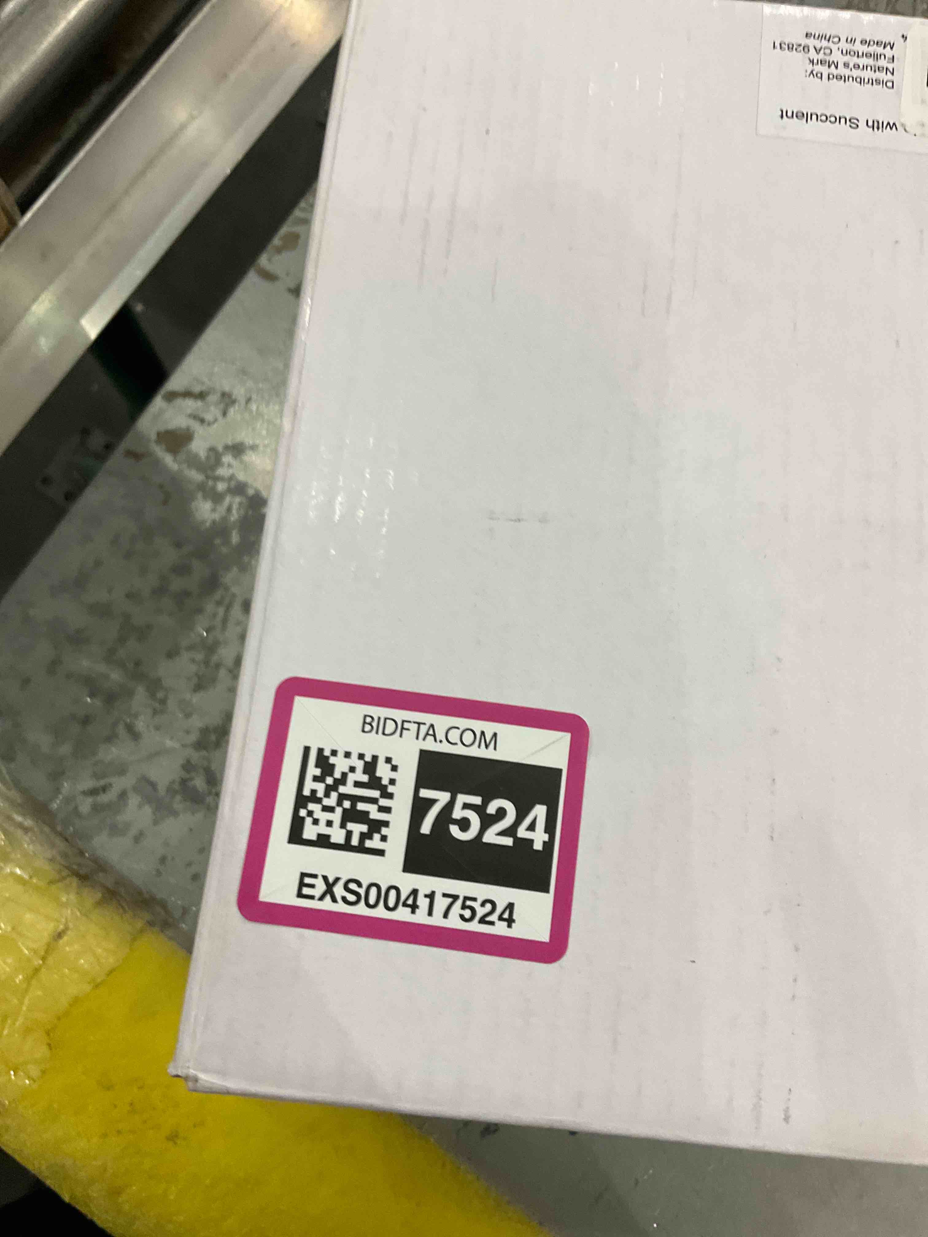 https://s3.amazonaws.com/lotting-images-prod/bidfta/EXS00417524_1692023282596.jpeg