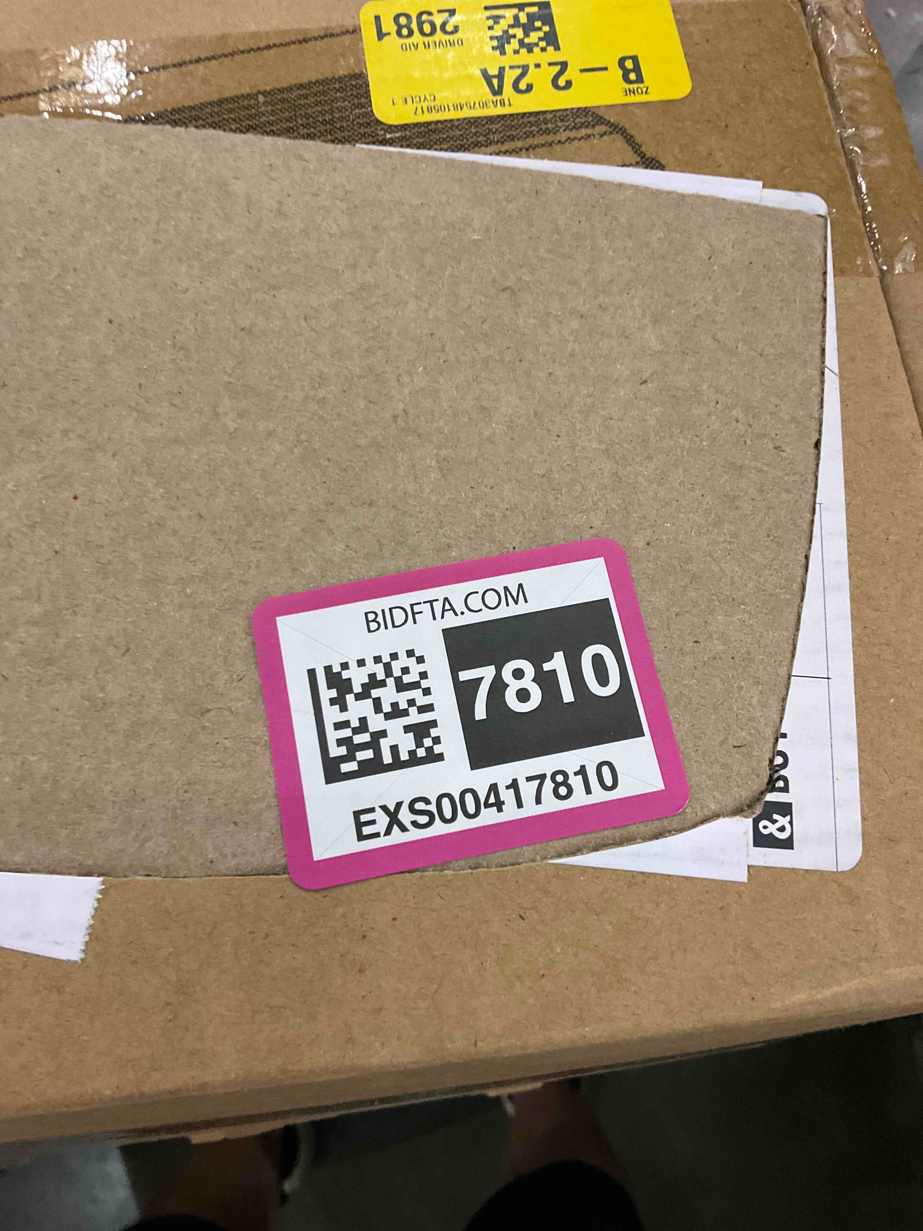 https://s3.amazonaws.com/lotting-images-prod/bidfta/EXS00417810_1692274344117.jpeg