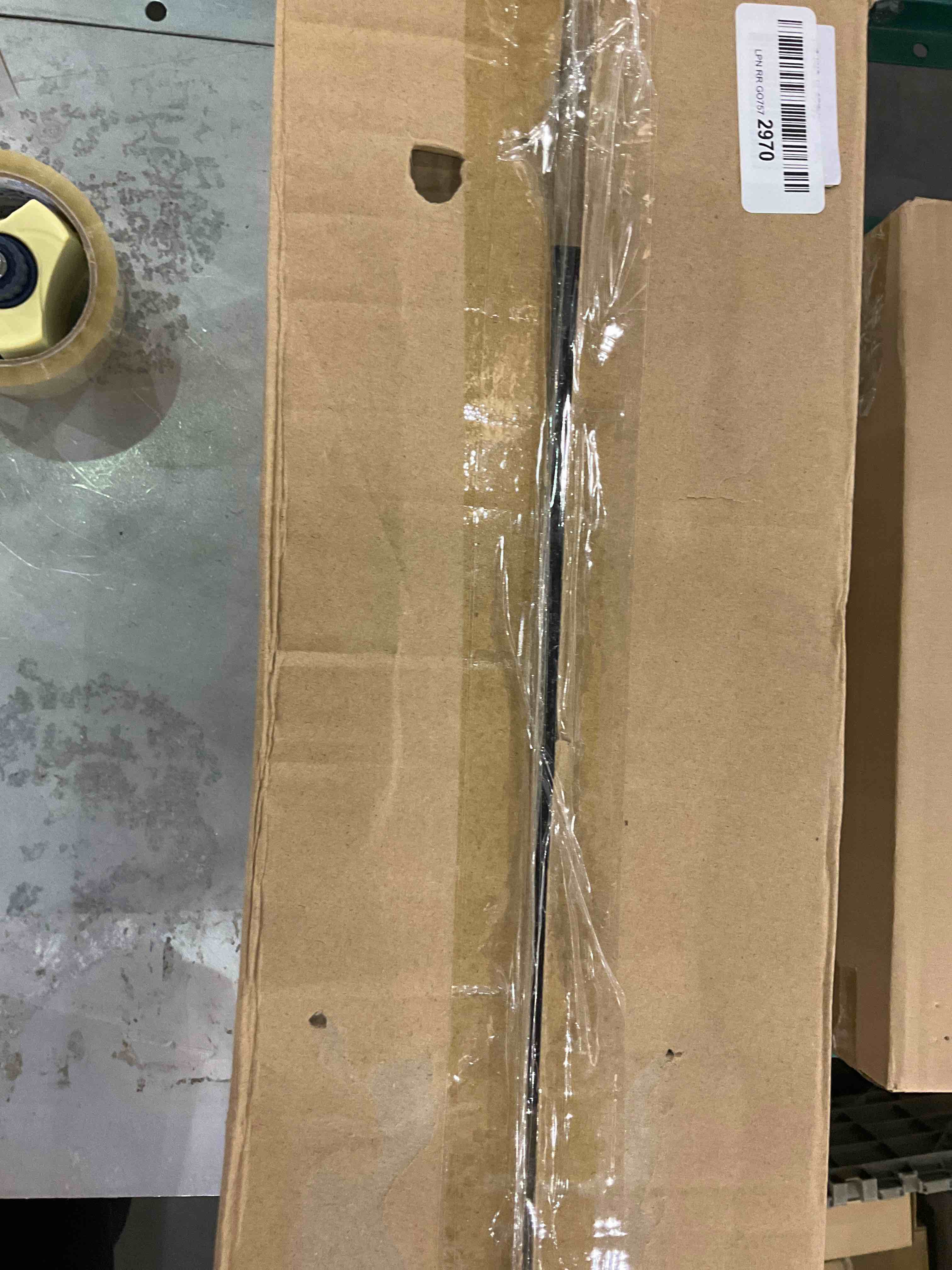 https://s3.amazonaws.com/lotting-images-prod/bidfta/EXS00418082_1692101367837.jpeg