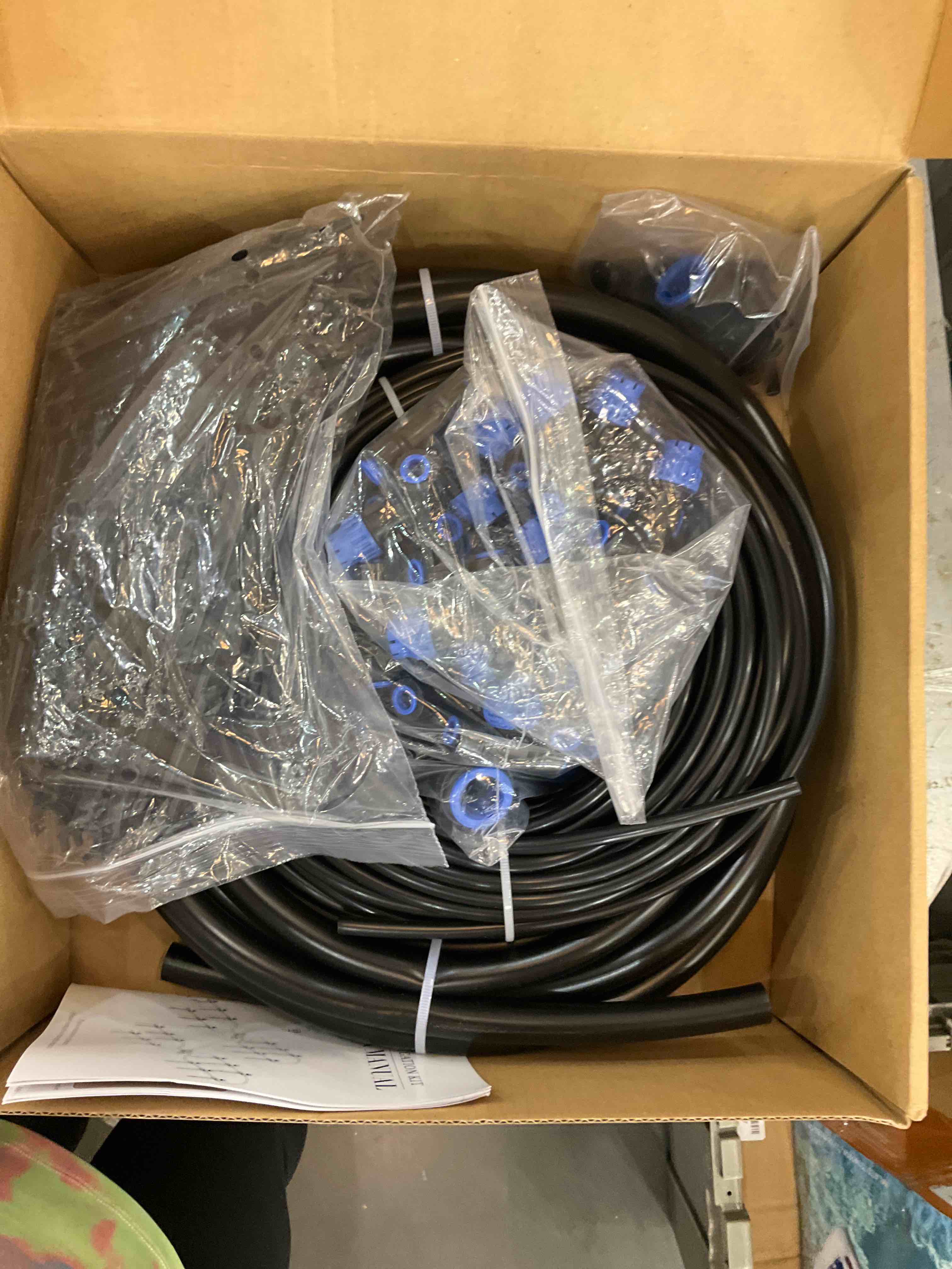 https://s3.amazonaws.com/lotting-images-prod/bidfta/EXS00418148_1692114599340.jpeg