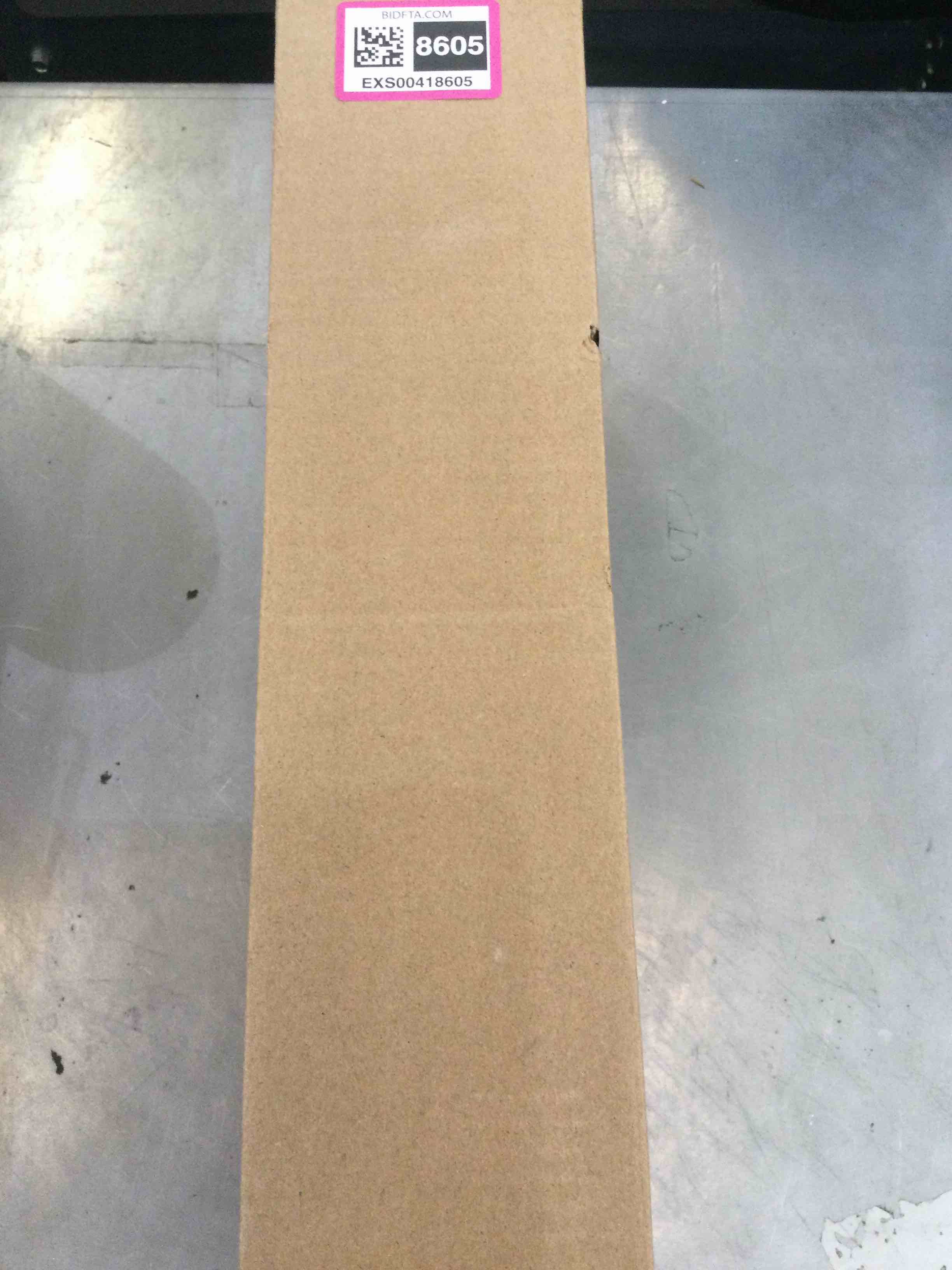 https://s3.amazonaws.com/lotting-images-prod/bidfta/EXS00418605_1692292509576.jpeg