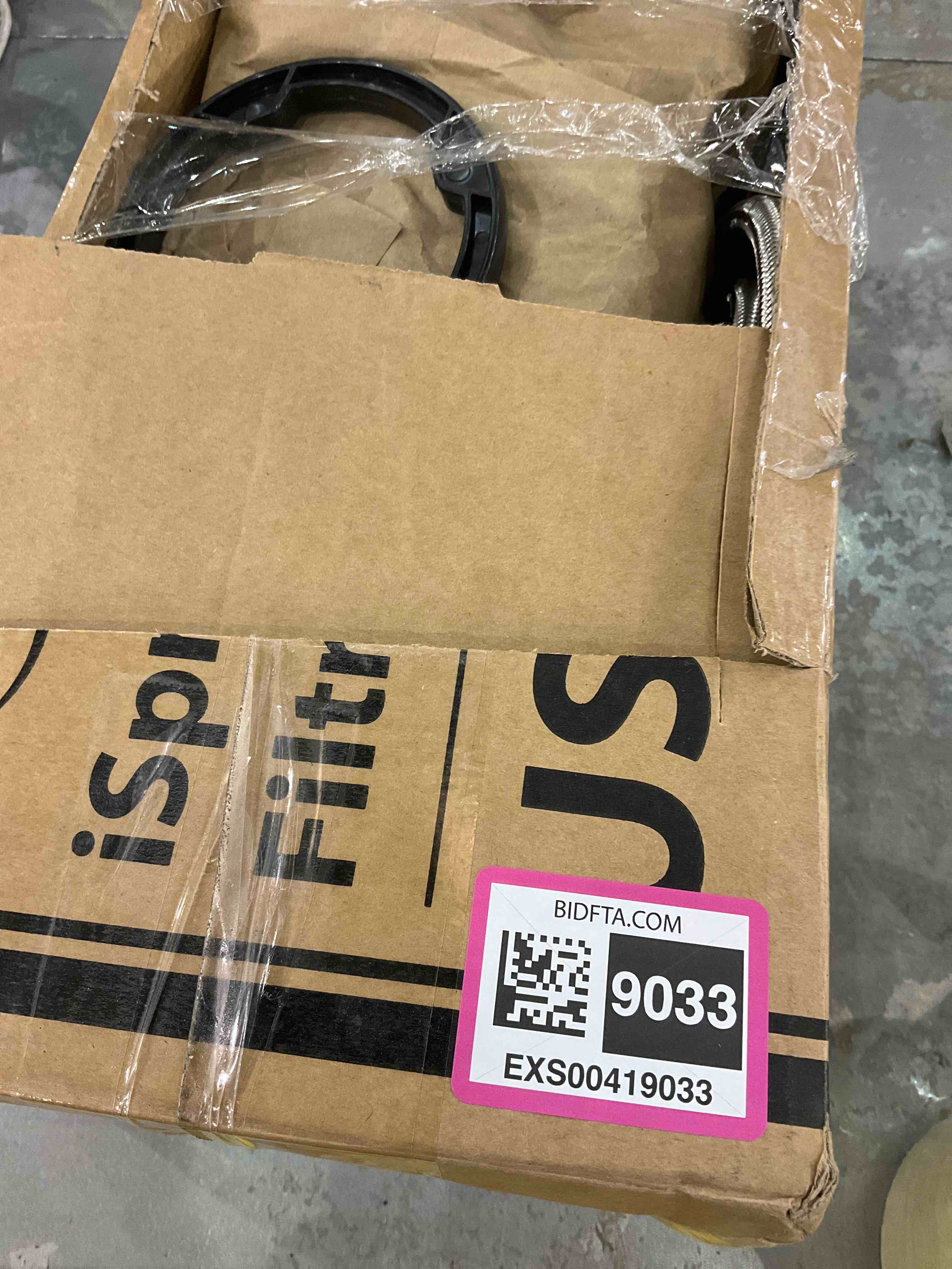 https://s3.amazonaws.com/lotting-images-prod/bidfta/EXS00419033_1692274299778.jpeg
