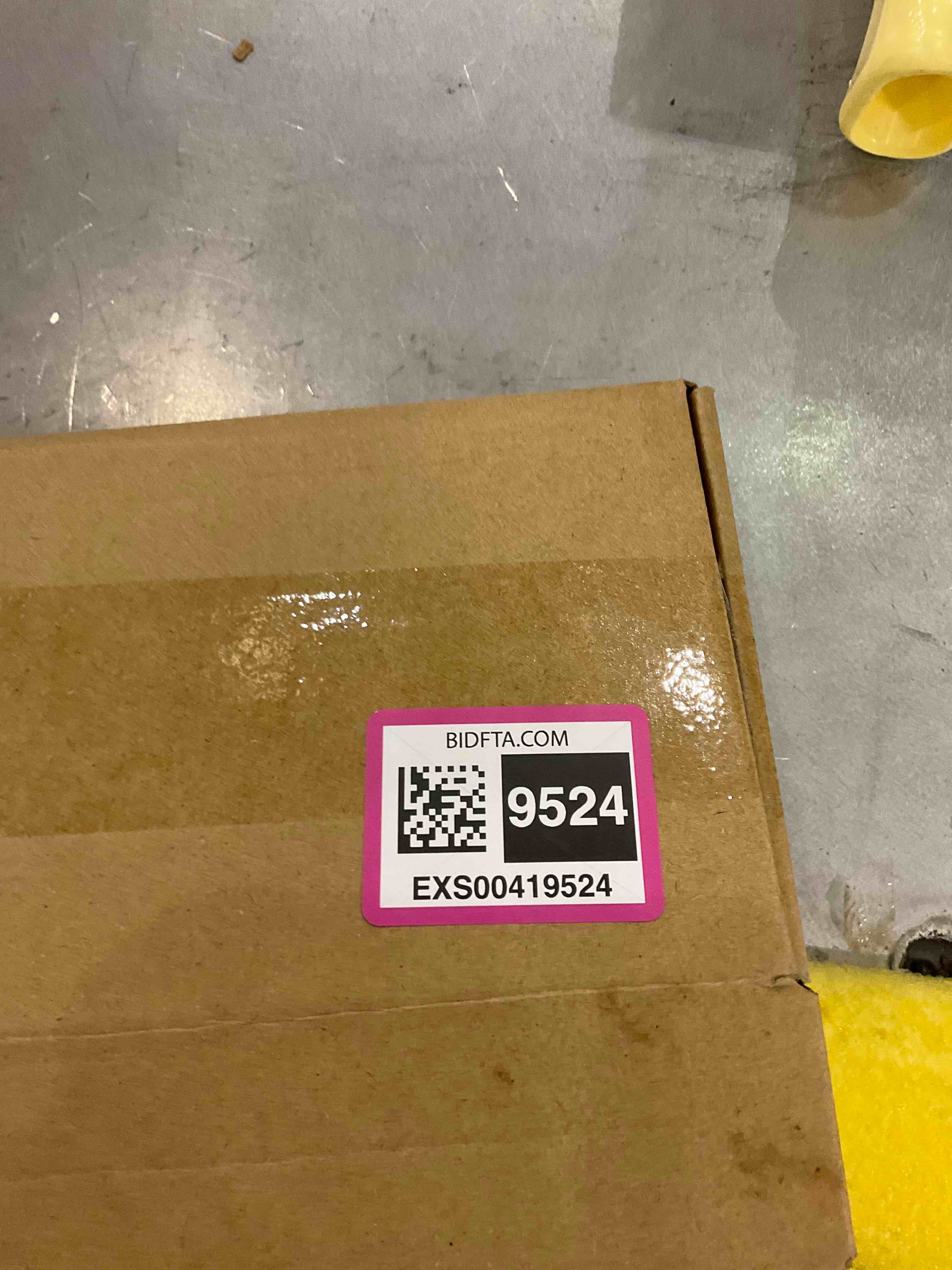 https://s3.amazonaws.com/lotting-images-prod/bidfta/EXS00419524_1692362281273.jpeg